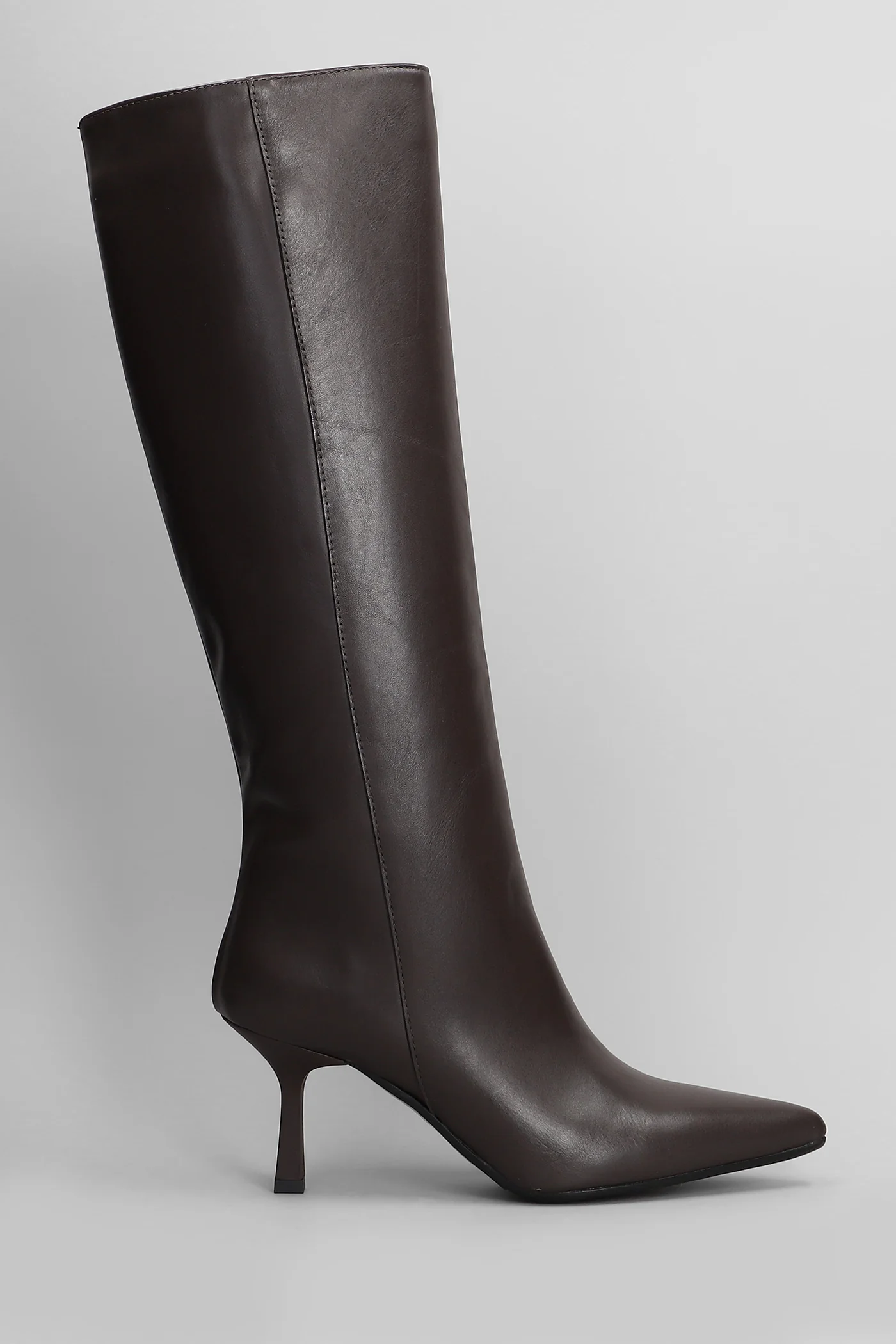 Gilda High heels boots in dark brown leather