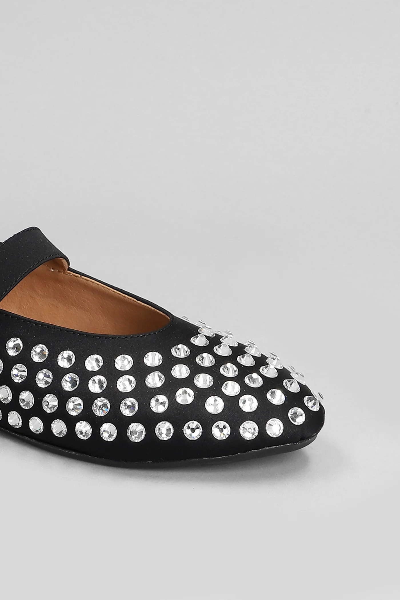 Gold Ballet flats in black satin - Image 5