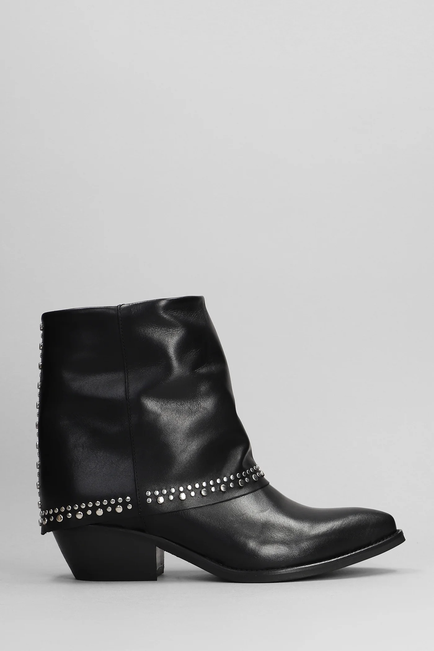 Irina texan Ankle boots in black suede