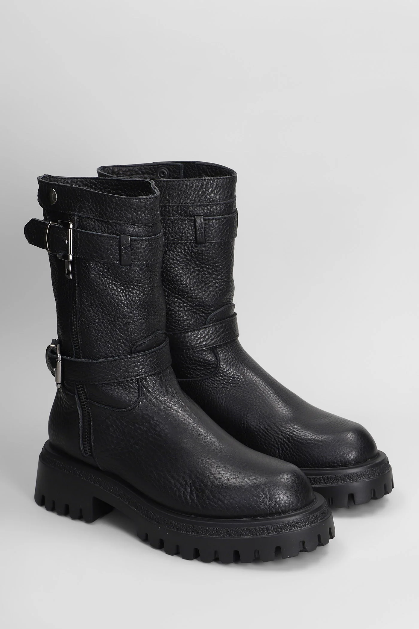 Norvegia low heels Ankle boots in black leather - Image 2