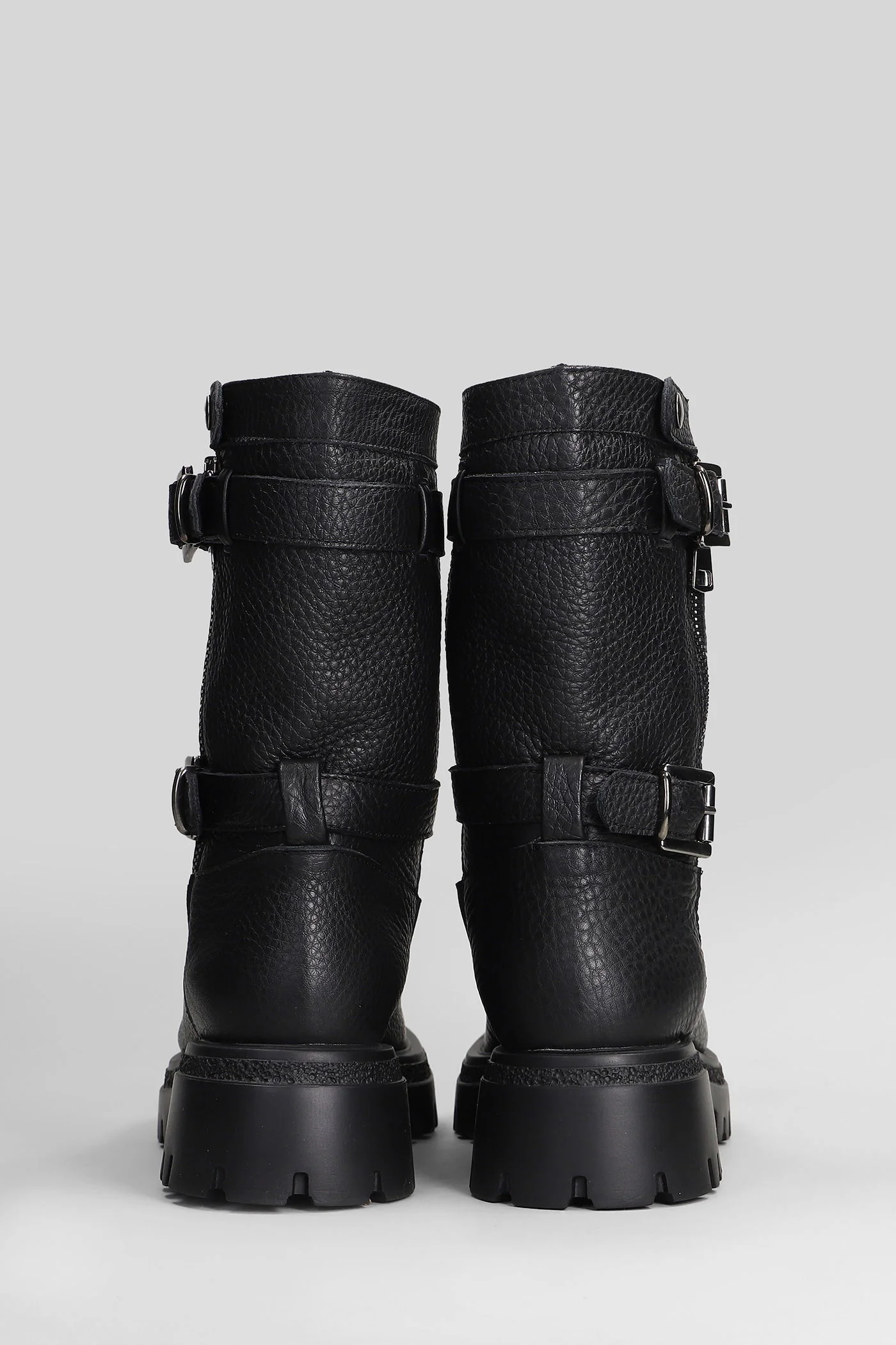 Norvegia low heels Ankle boots in black leather - Image 4