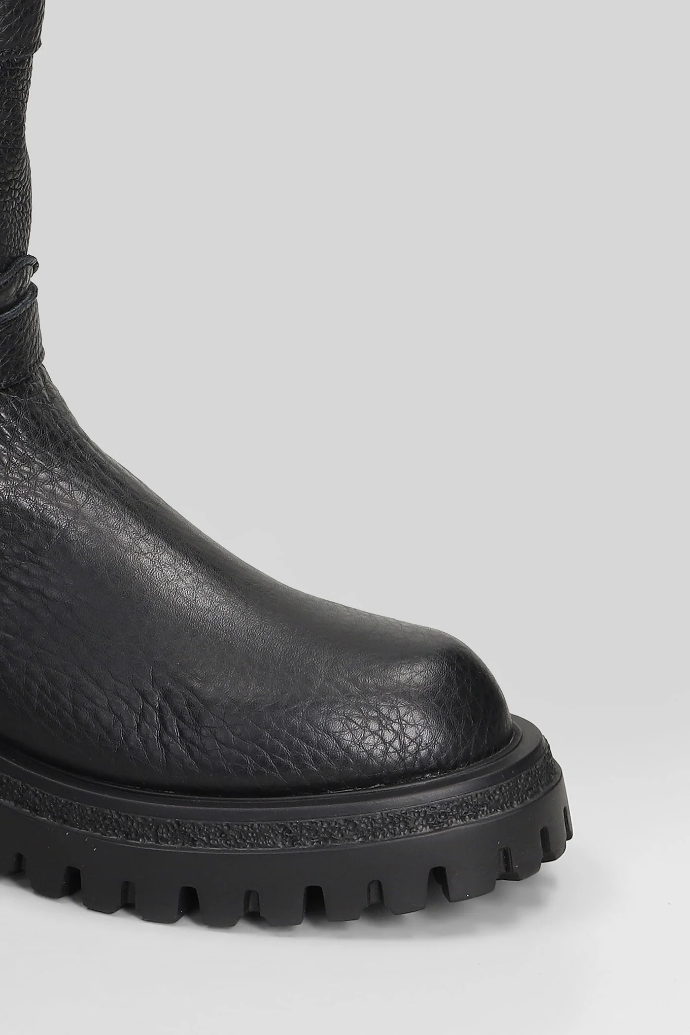 Norvegia low heels Ankle boots in black leather - Image 5