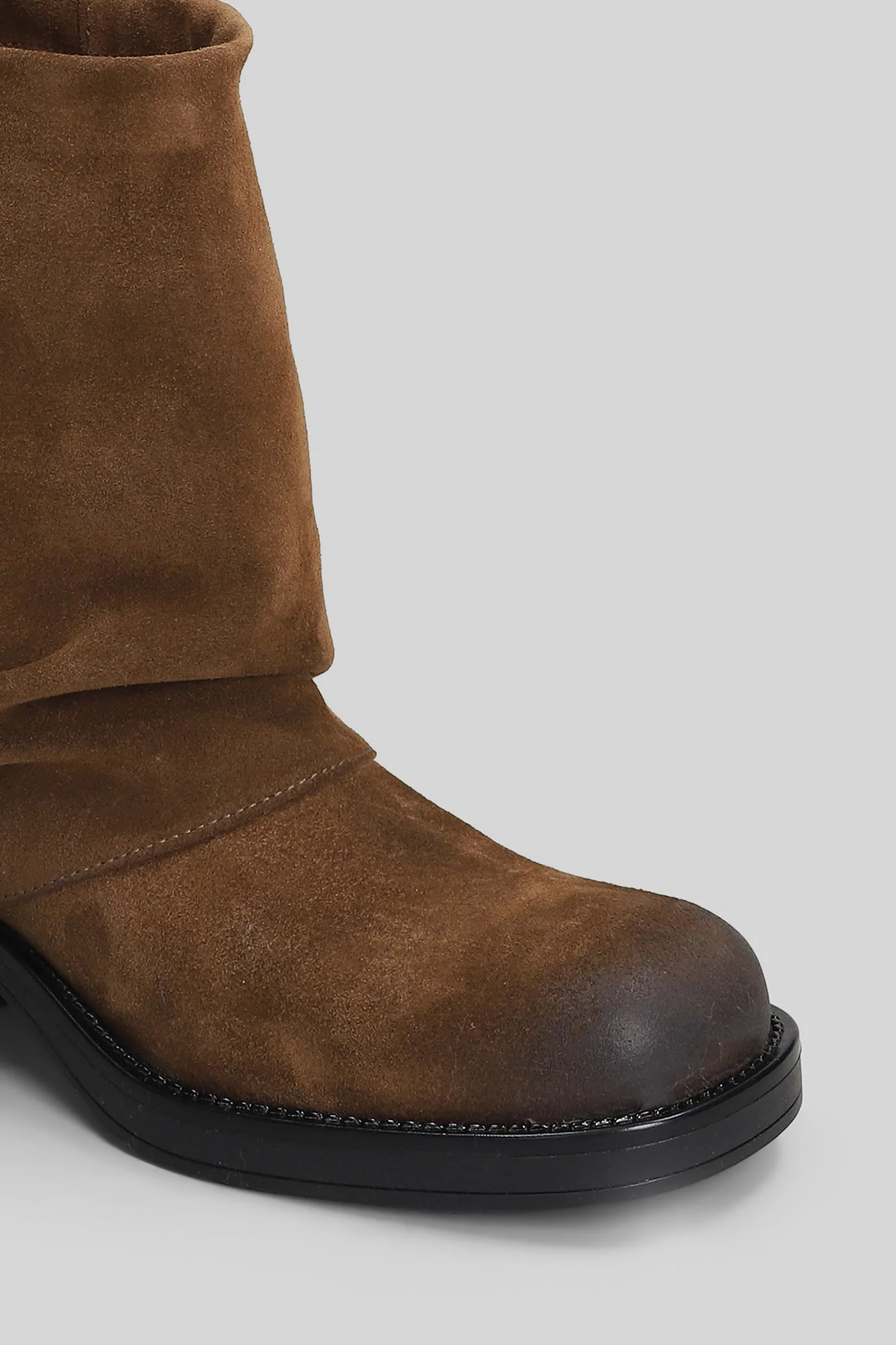 Royal low heels Ankle boots in brown suede - Image 5