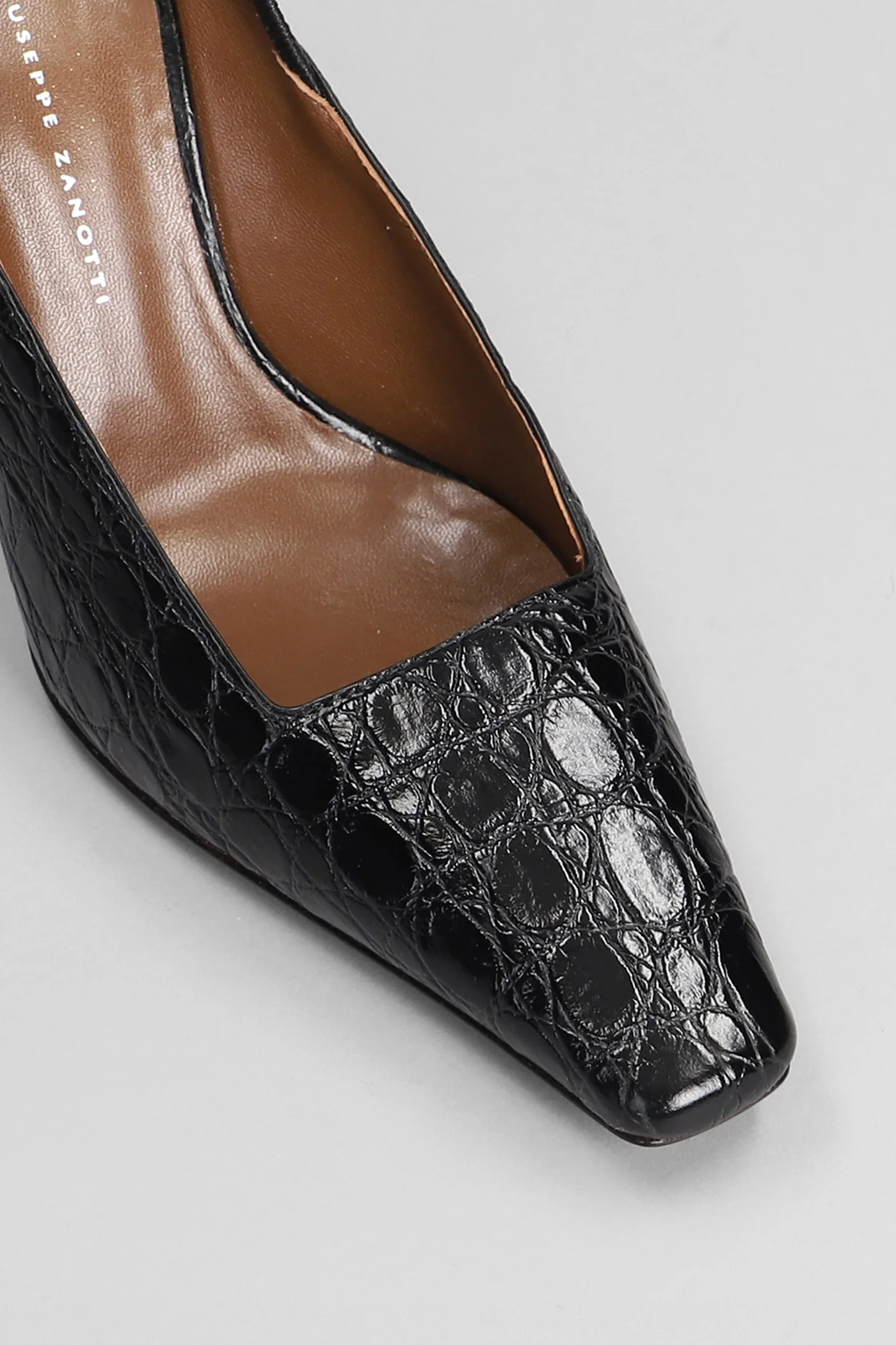 Brendha Pumps in black leather - Image 5