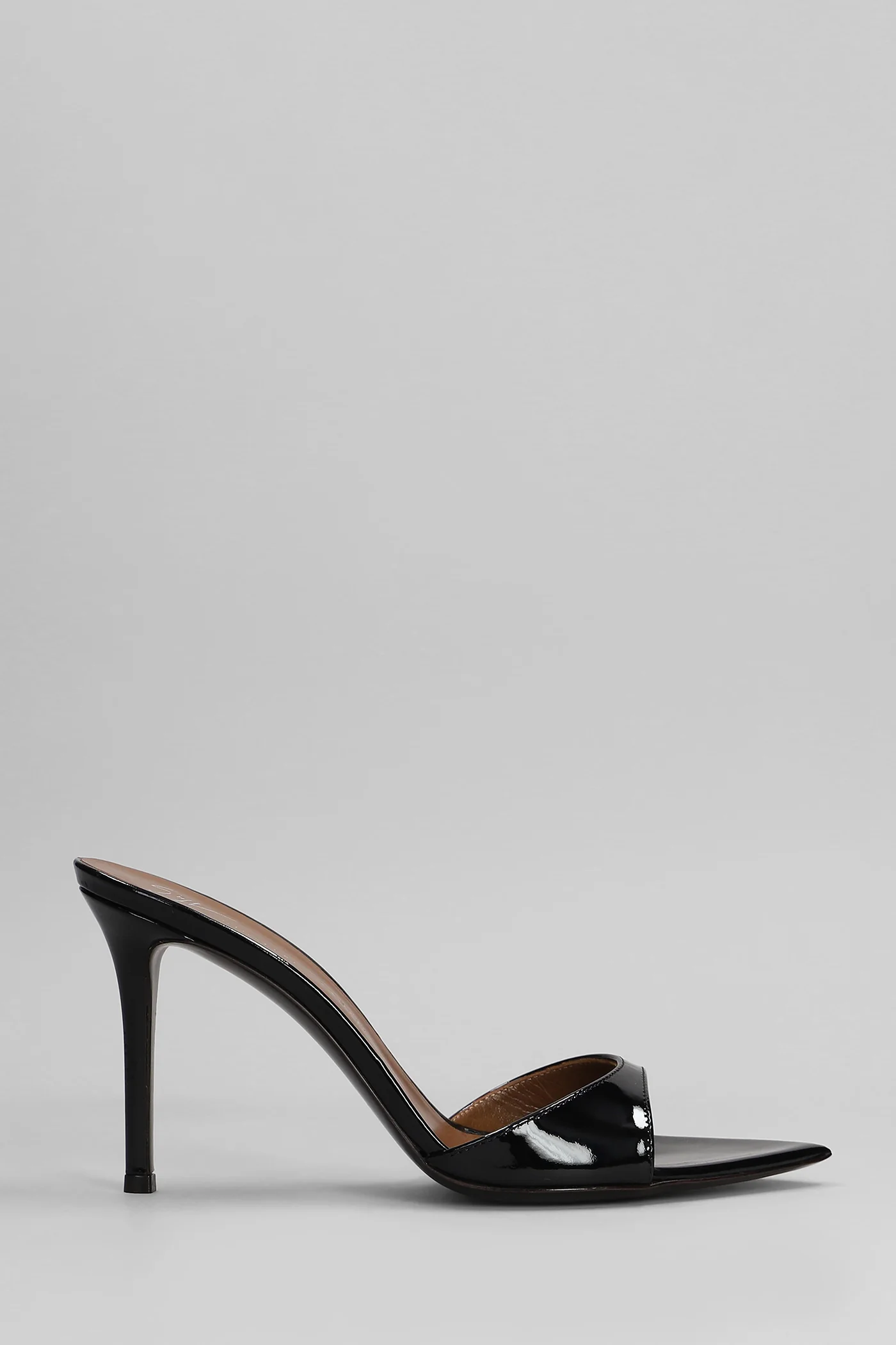 Intriigo strap 90 Sandals in black patent leather
