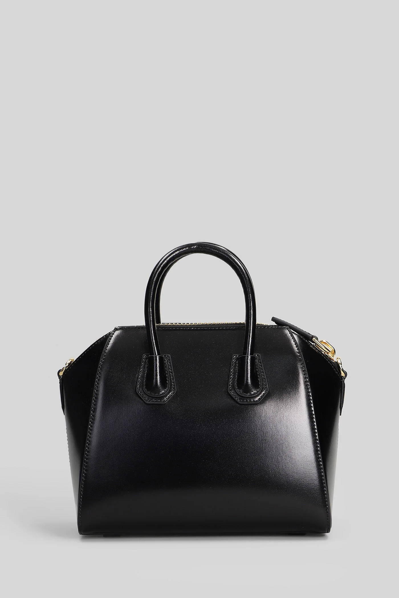 Antigona mini Shoulder bag in black leather - Image 3