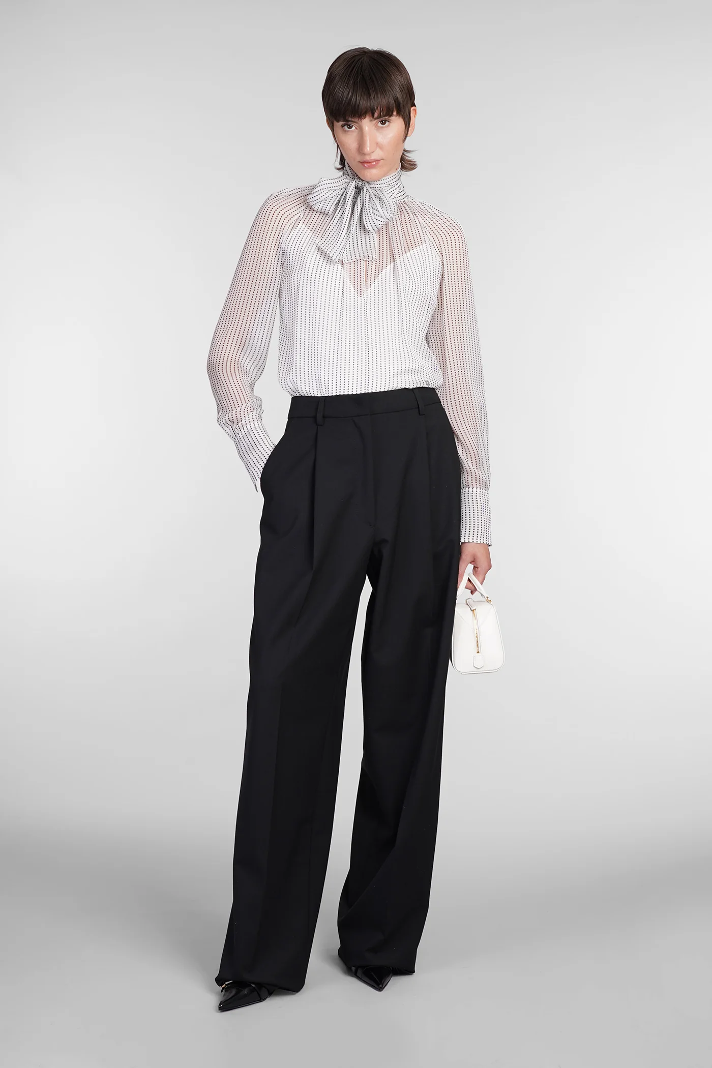 Blouse in white silk - Image 2