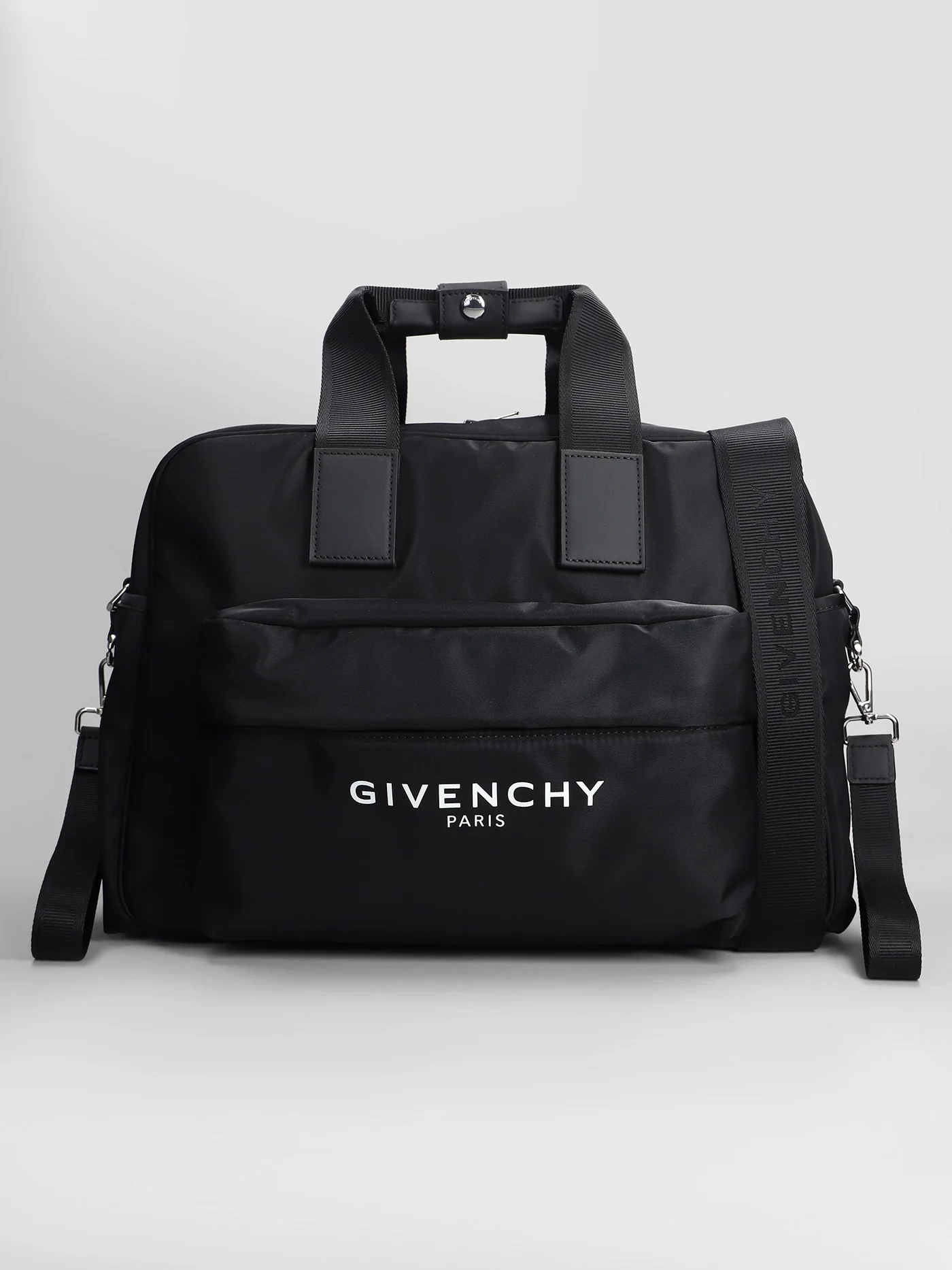 Hand bag in black polyamide