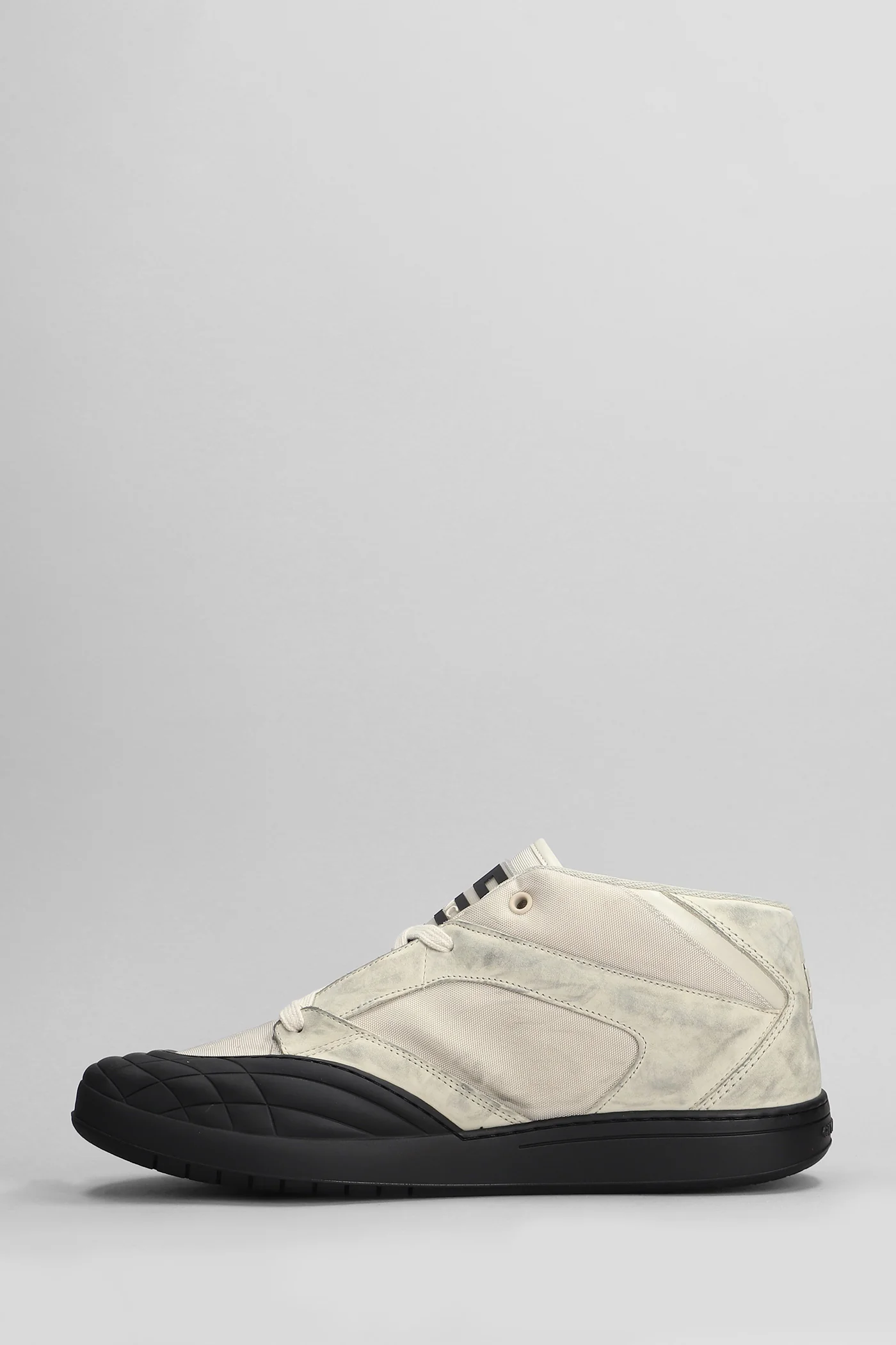 Sneakers in beige leather - Image 28