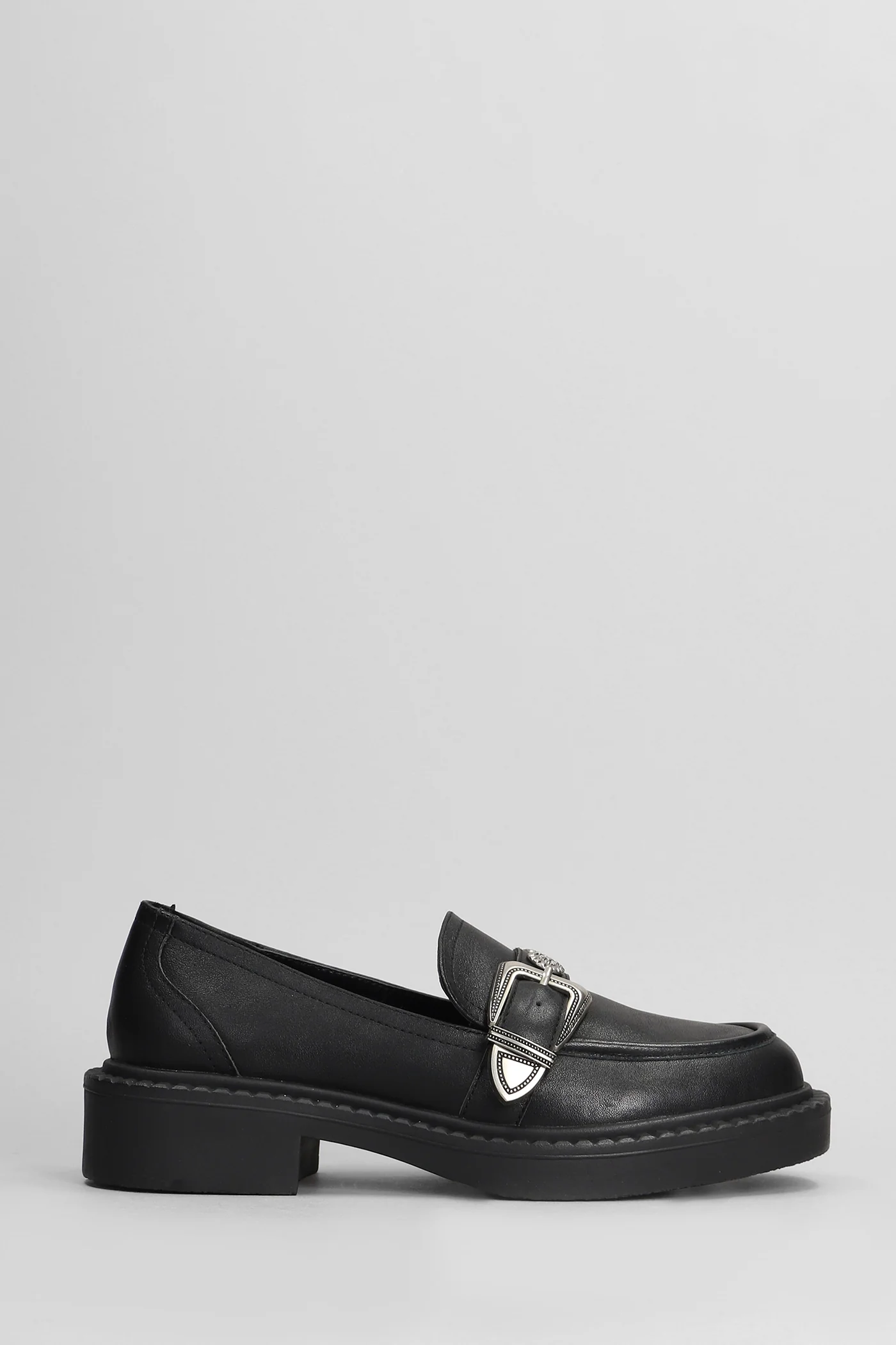 Bilou Loafers in black leather