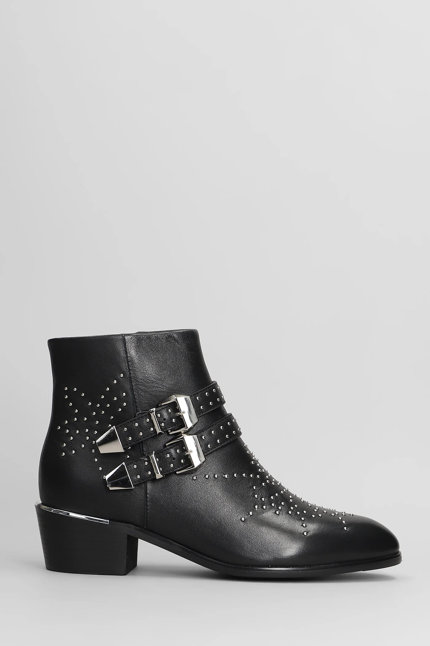 Studs texan Ankle boots in black leather