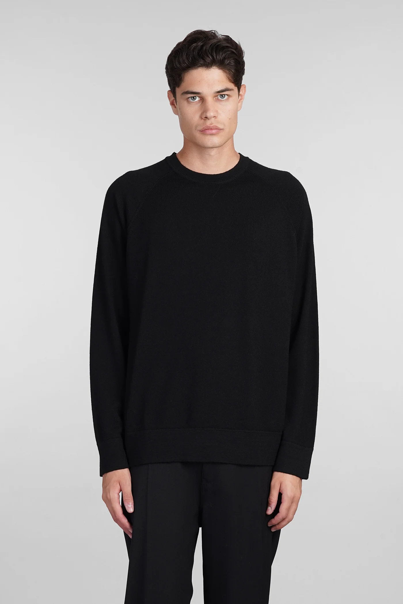Knitwear in black wool