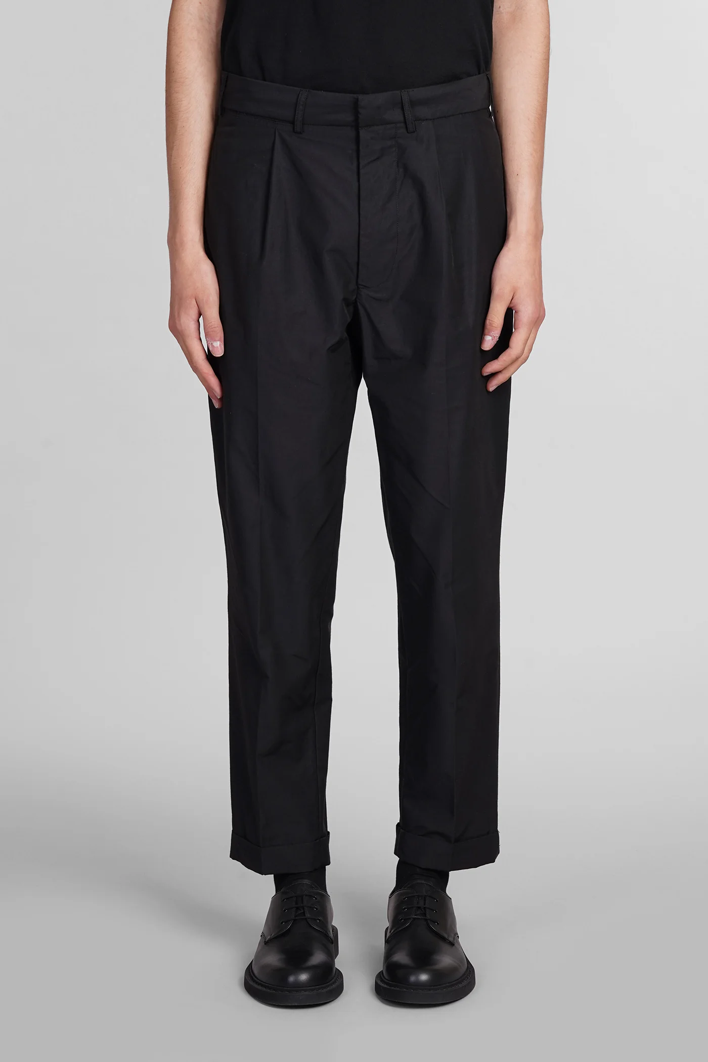 Pants in black cotton