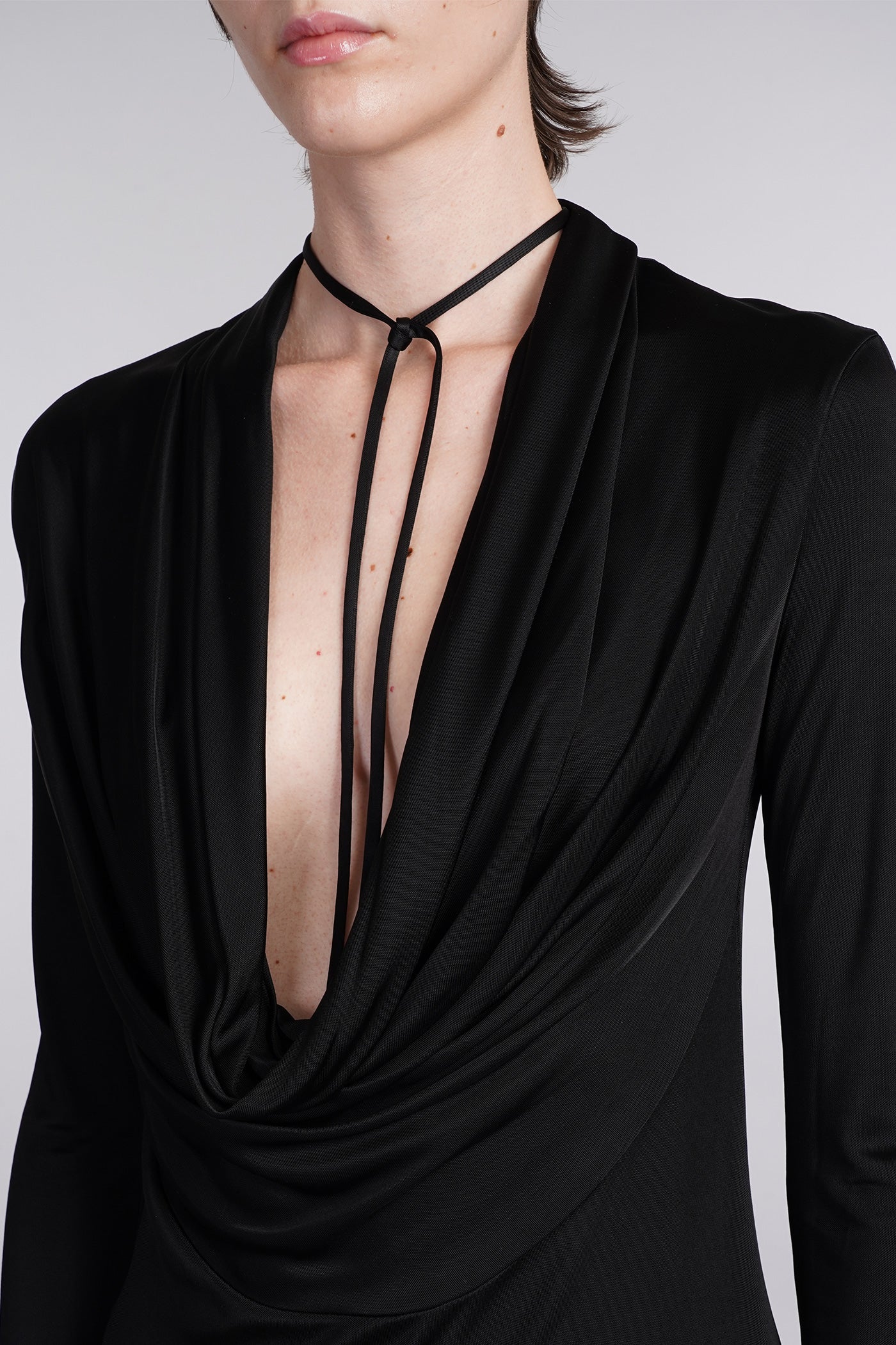 Dress woman  in black viscose - Image 5