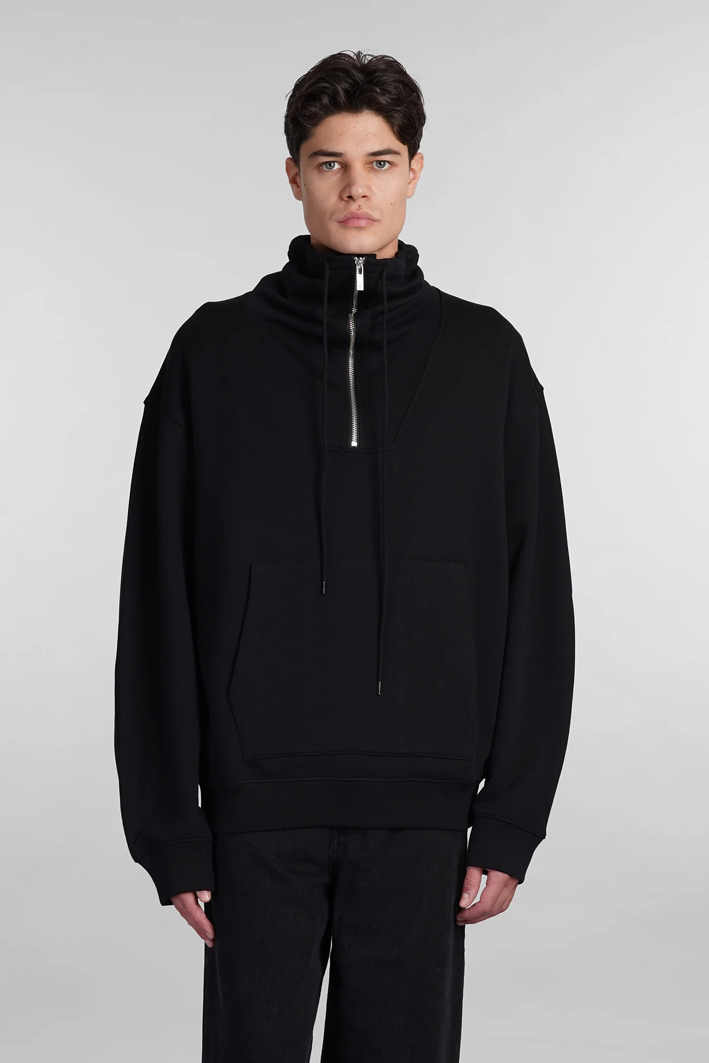 Sweatshirt in black cotton
