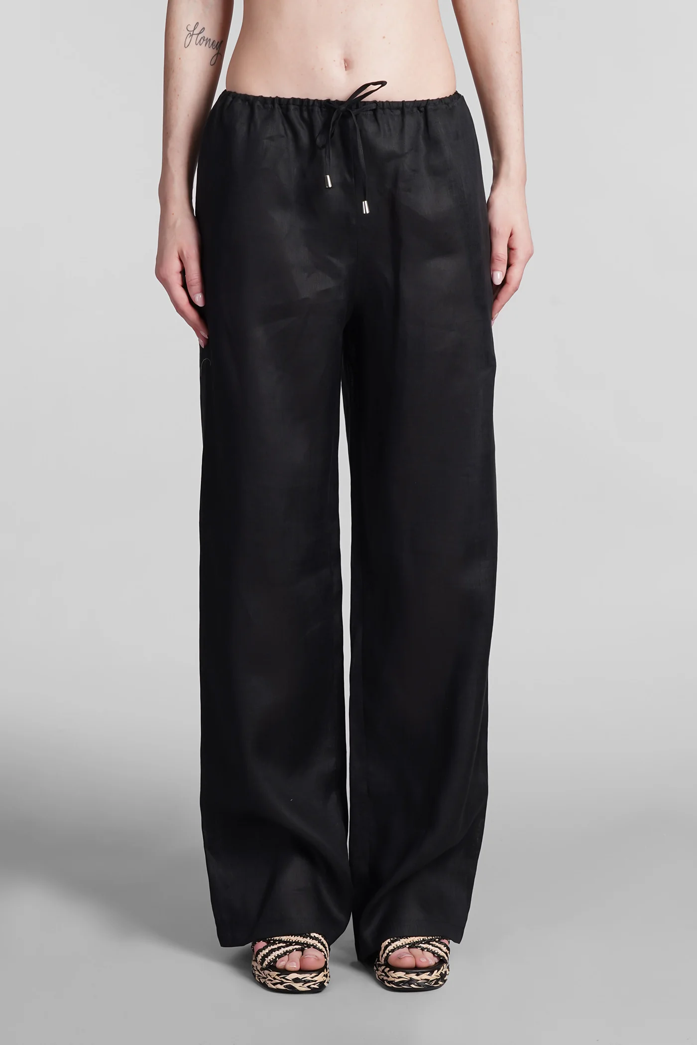 Pegee py Pants in black linen