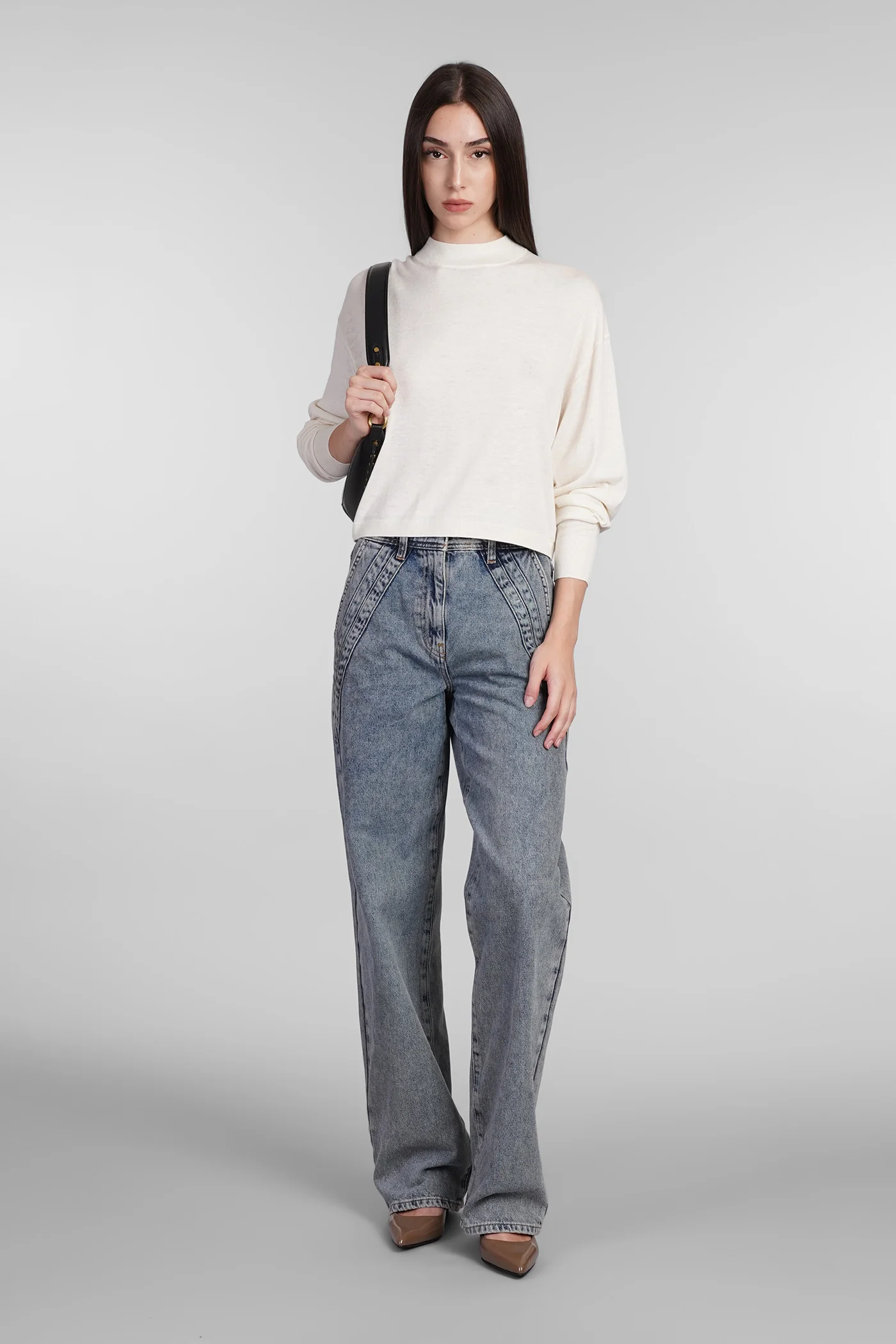 Lya Knitwear in beige silk - Image 2