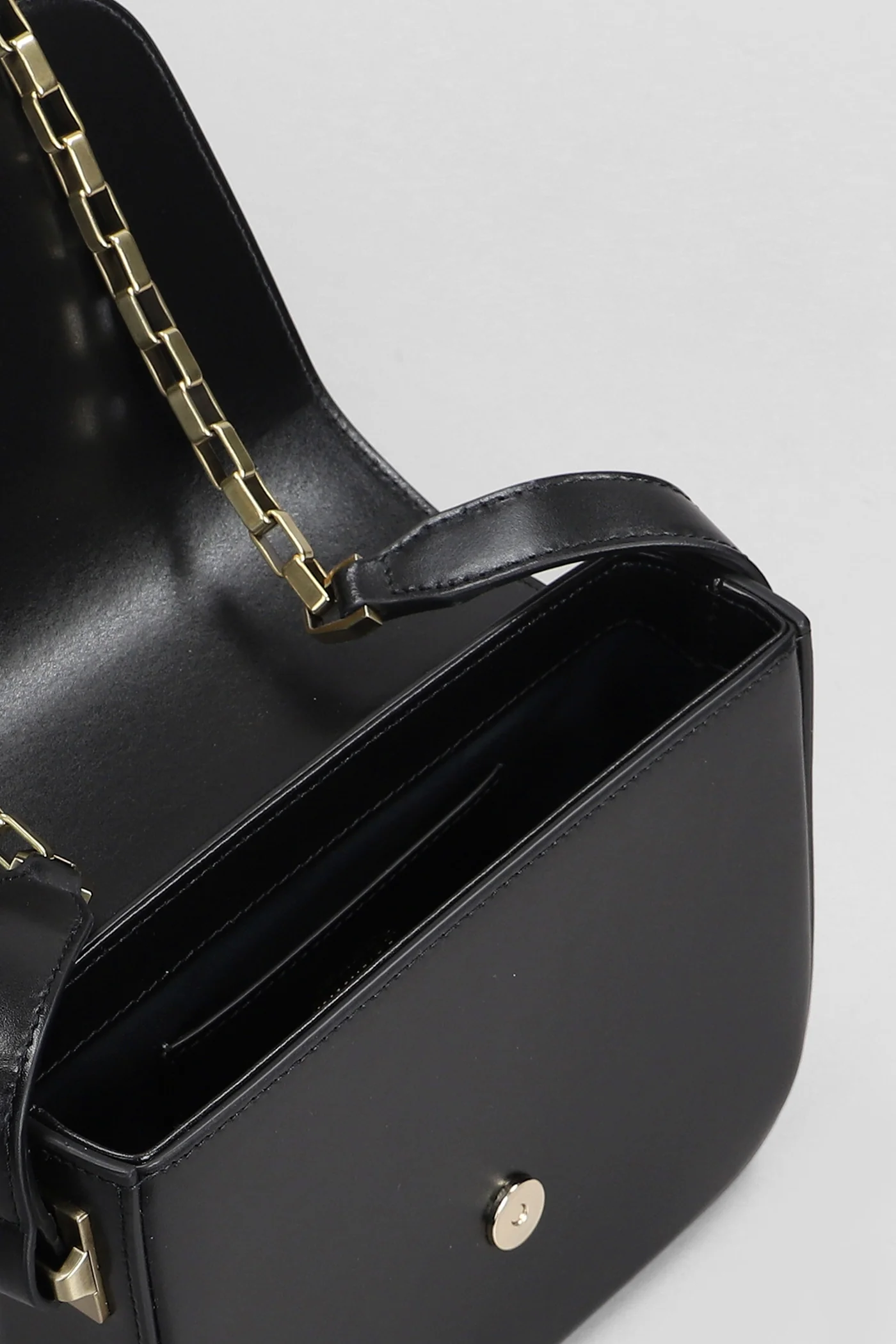 Lizza small Shoulder bag in black leather - Image 4