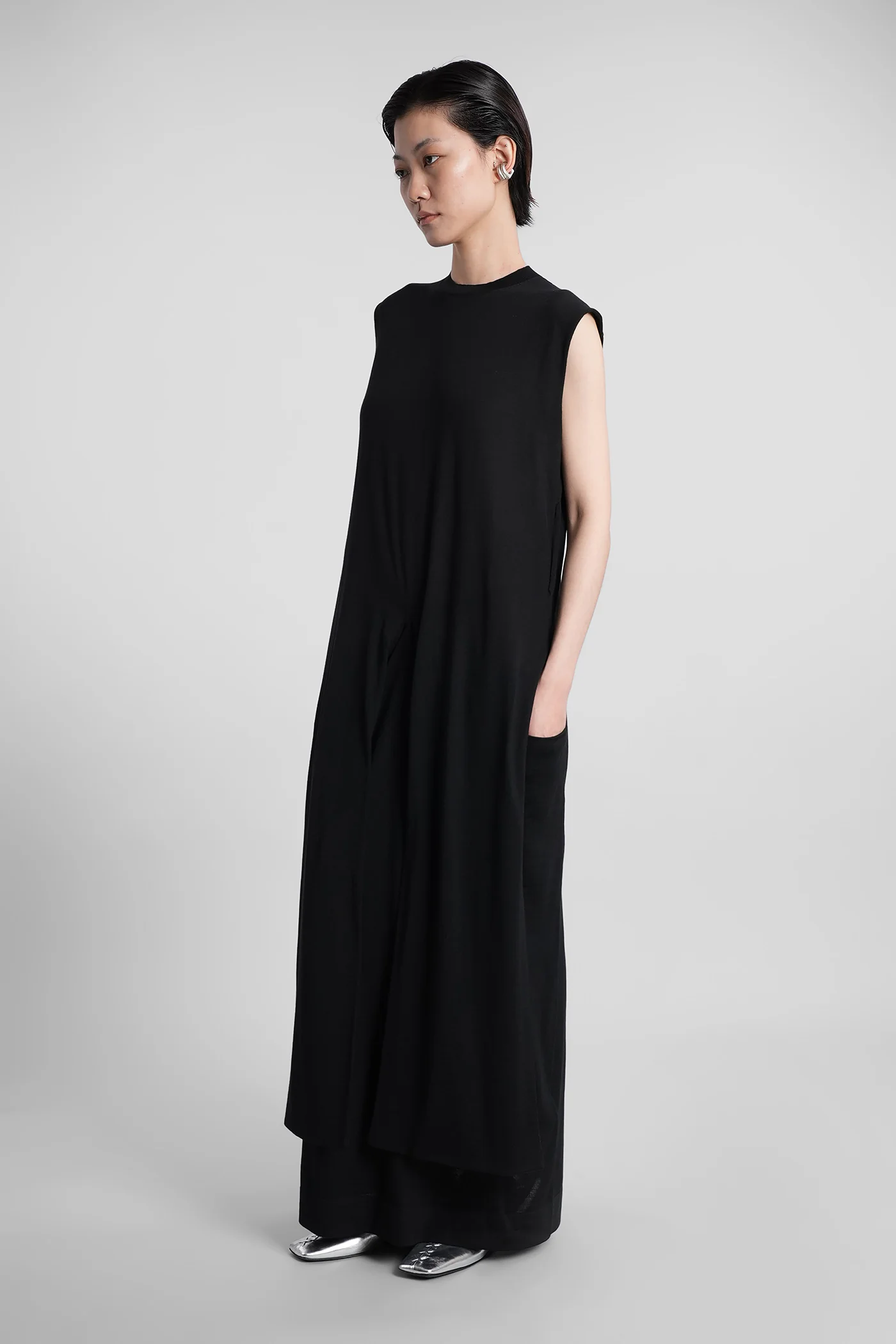 Long dress in black wool - Image 4