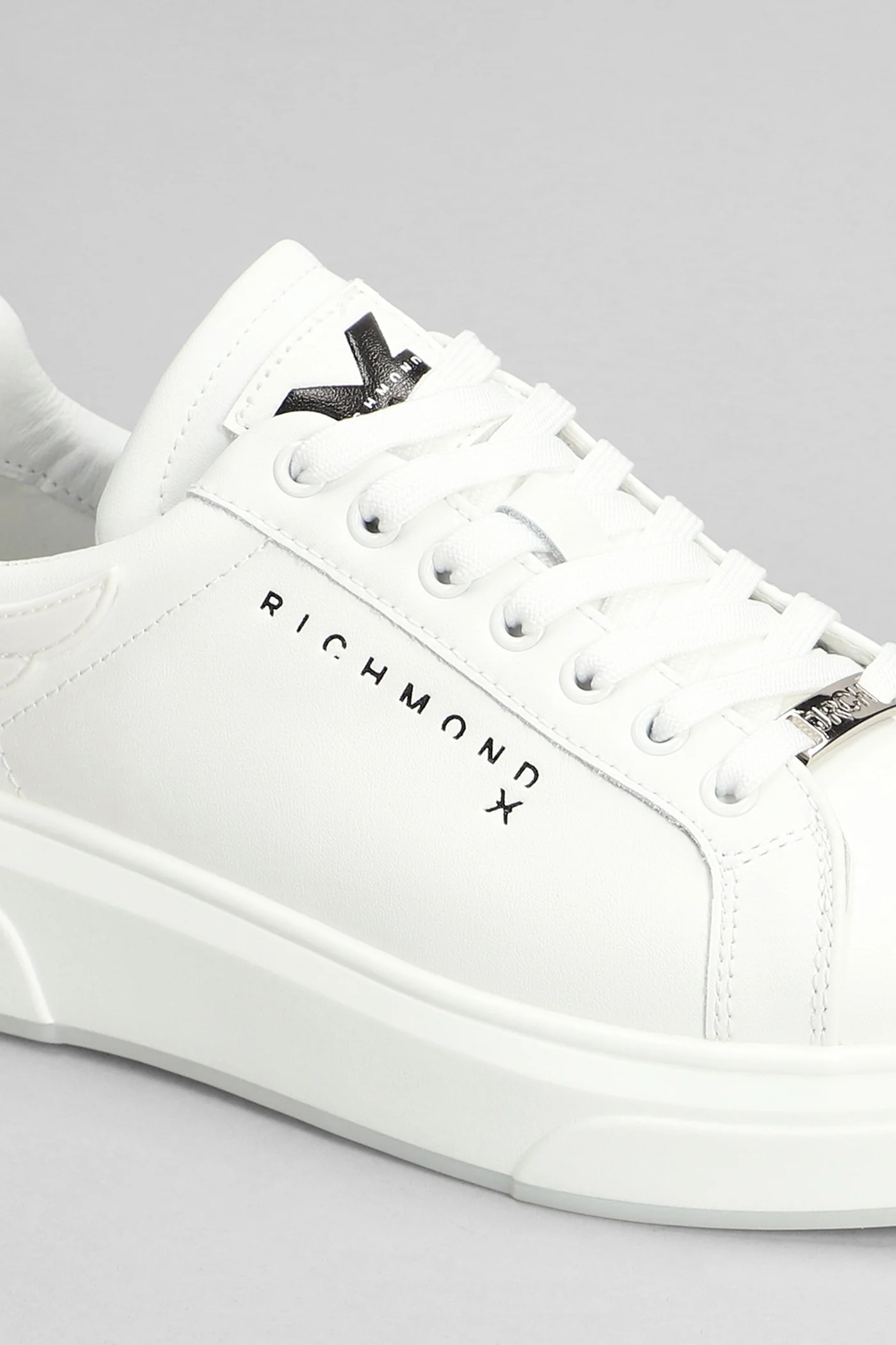 Sneakers in white leather - Image 5