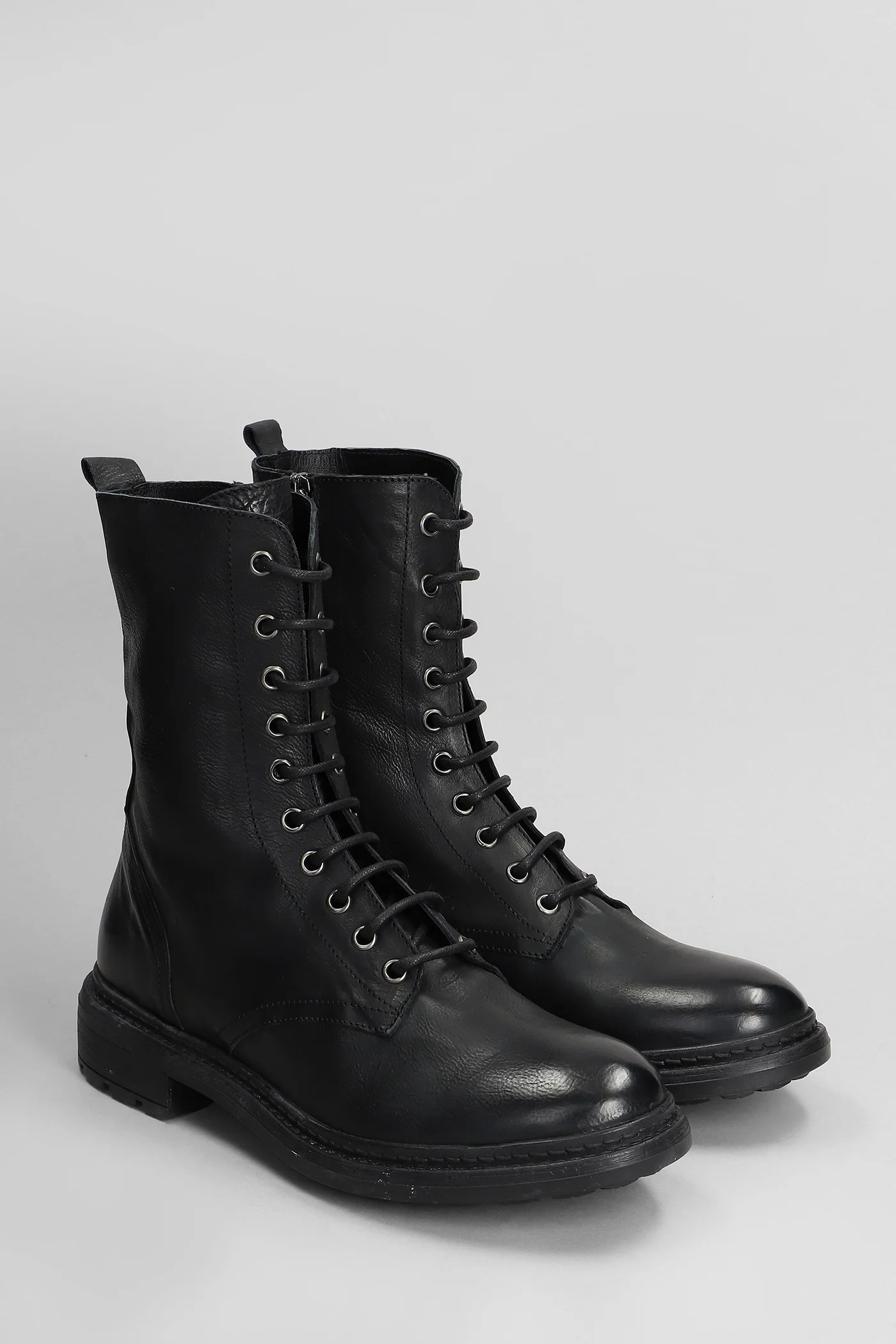 Combat boots in black leather - Image 2