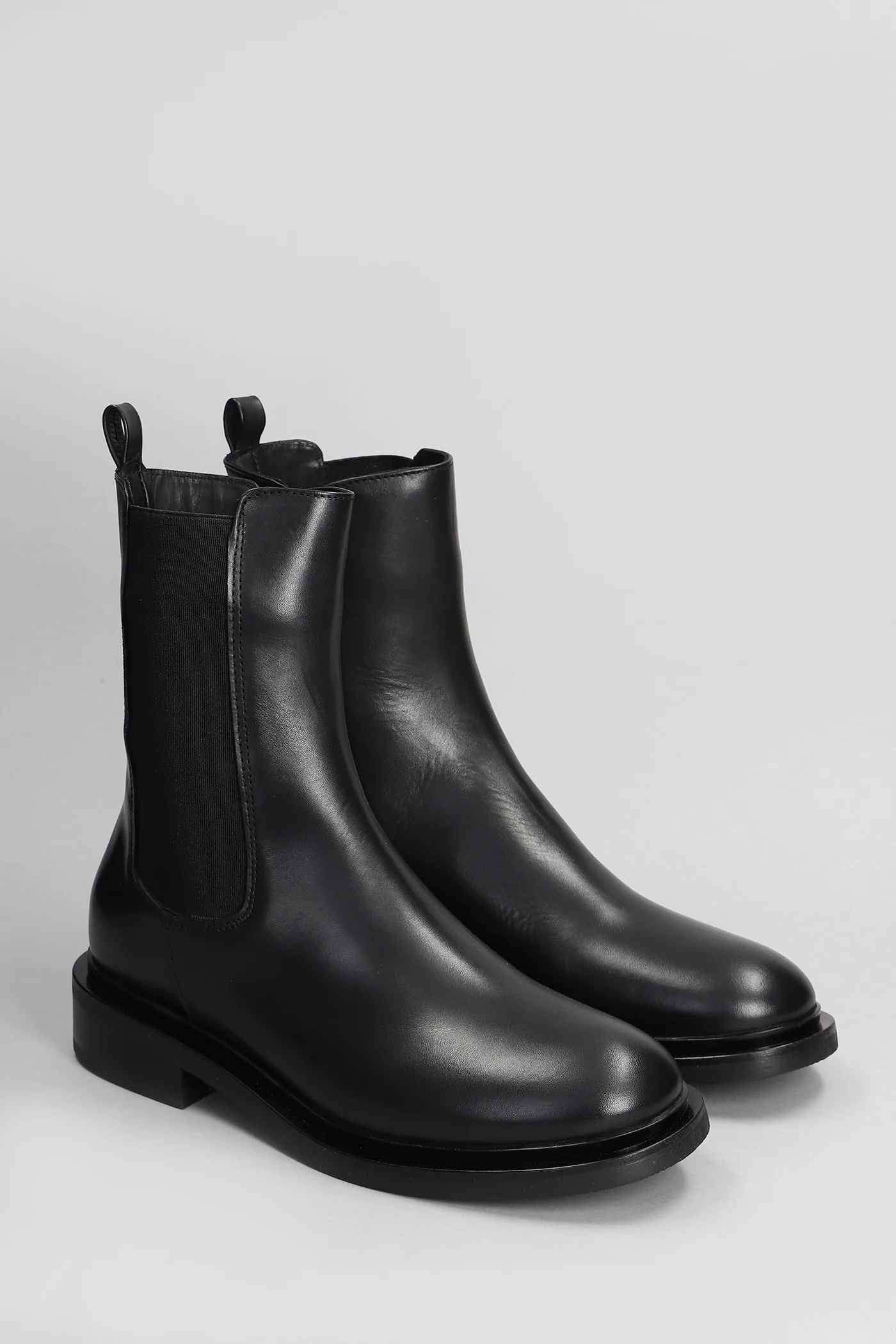 Combat boots in black leather - Image 2