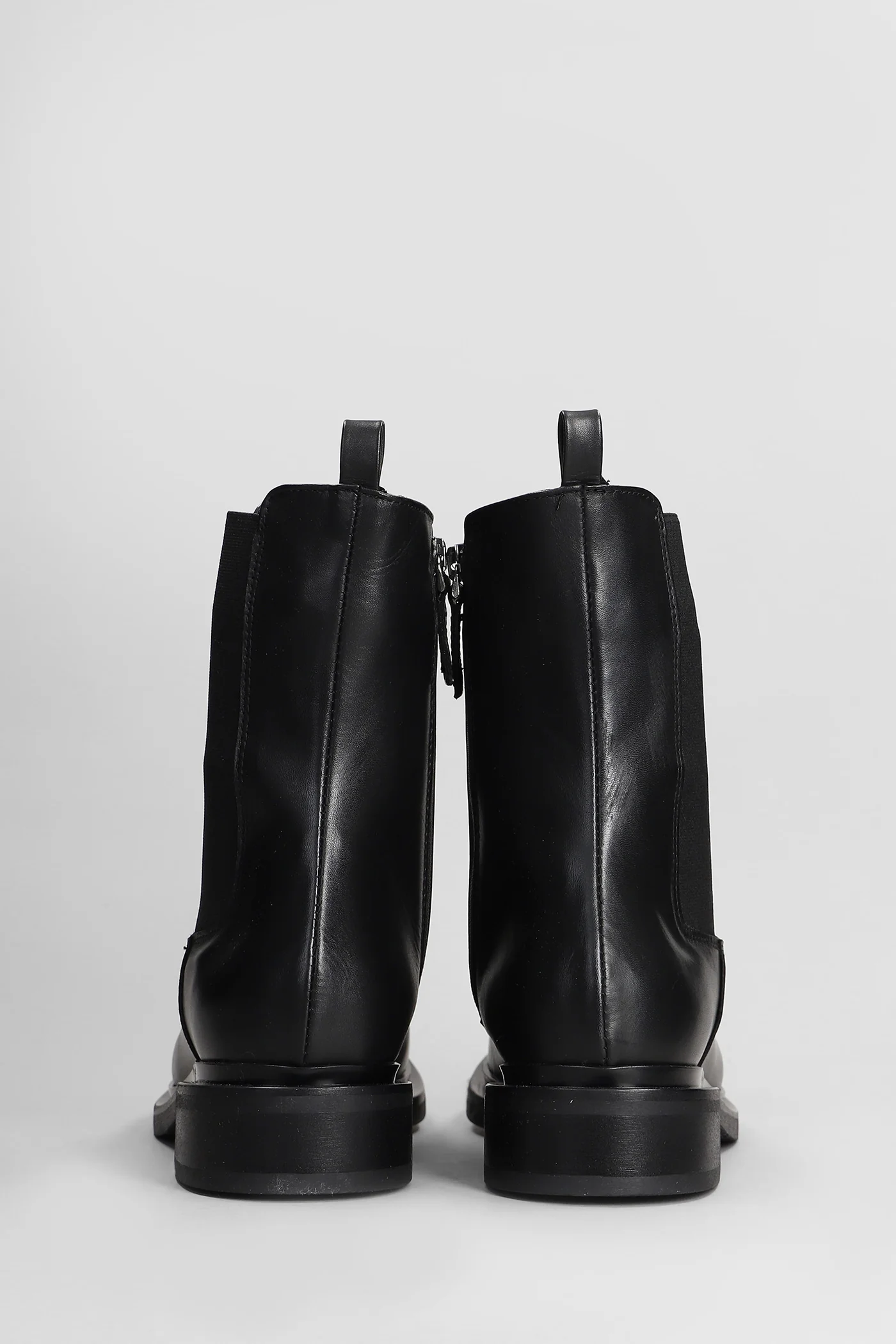 Combat boots in black leather - Image 4