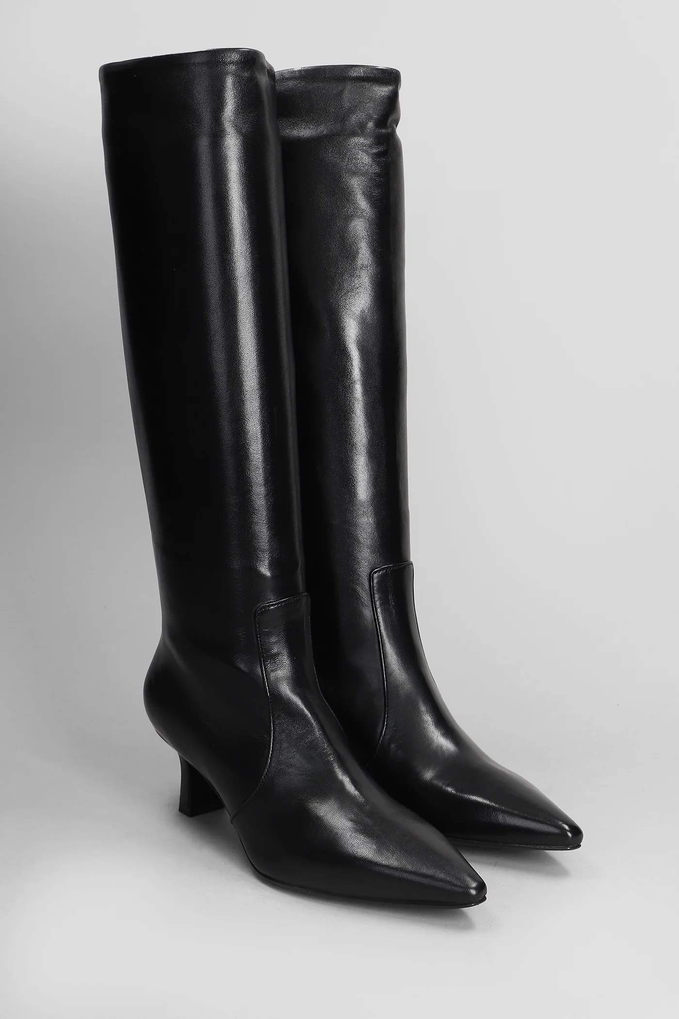High heels Ankle boots in black leather - Image 2