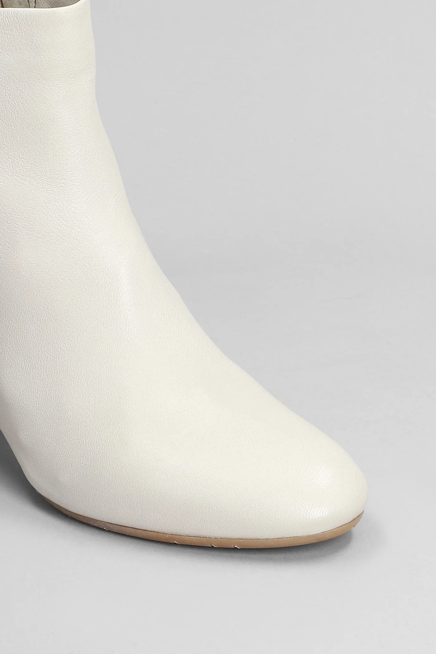 High heels Ankle boots in white leather - Image 5