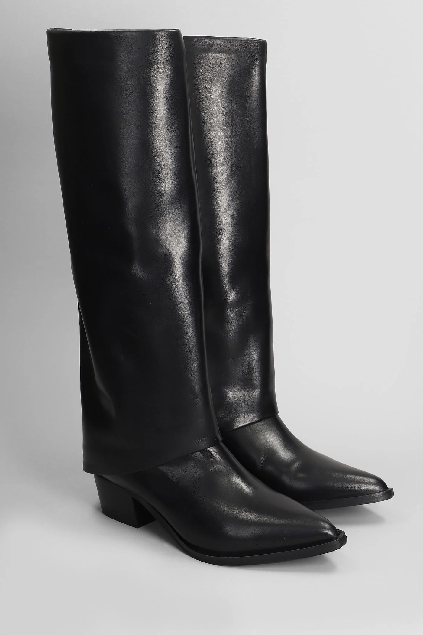 High heels boots in black leather - Image 2