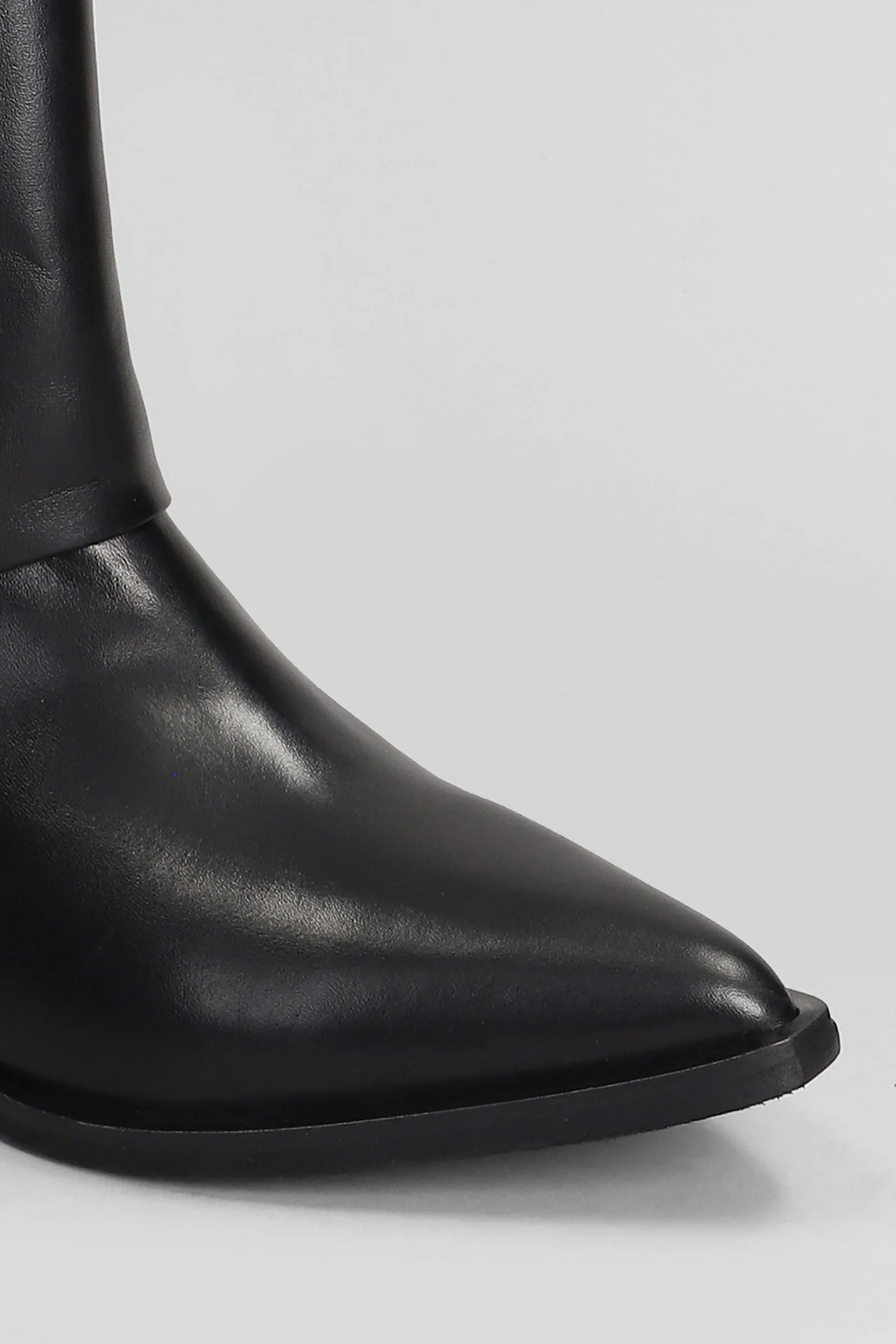 High heels boots in black leather - Image 5