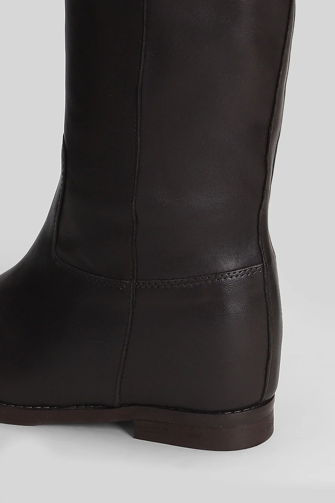 in dark brown leather - Image 5