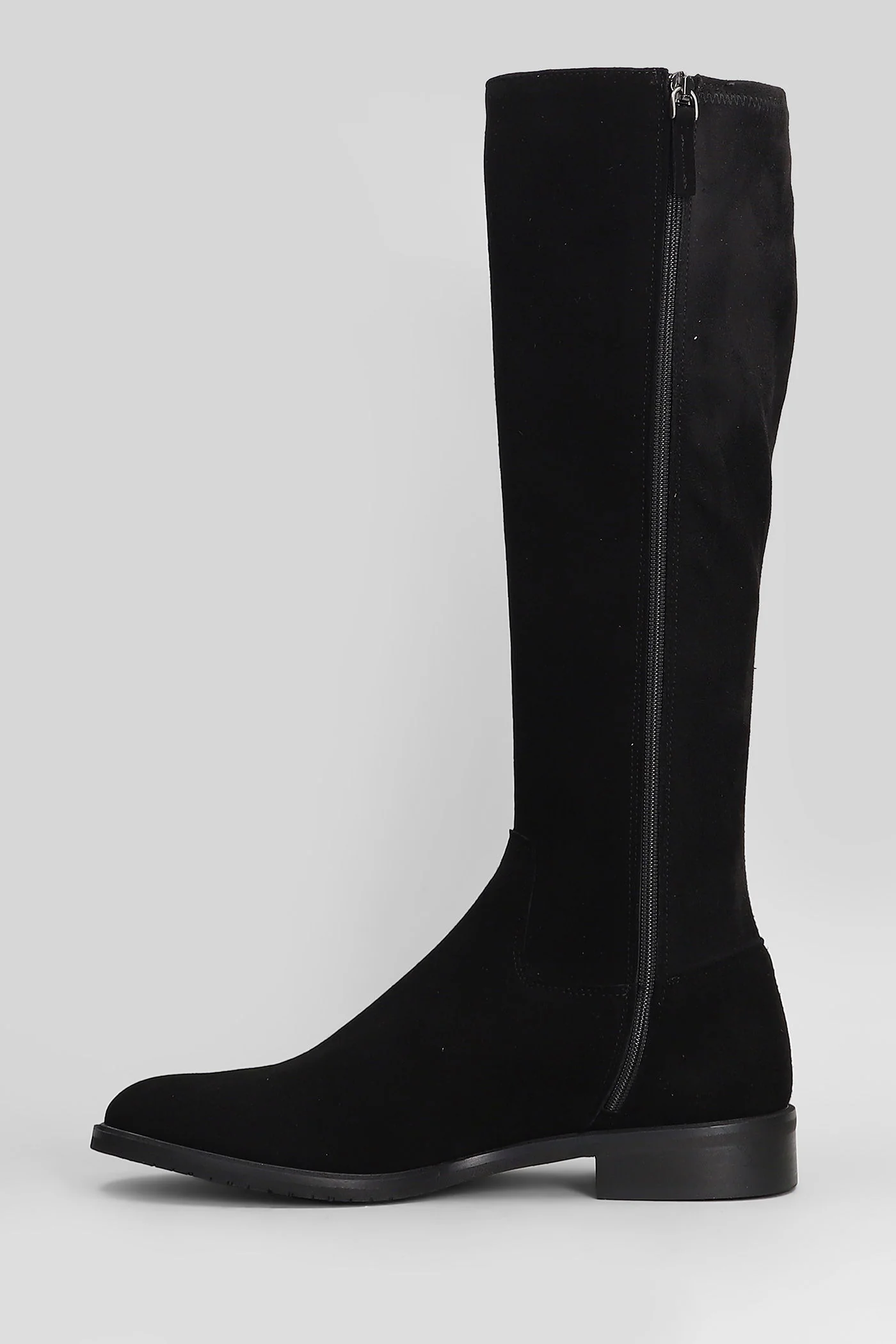 low heels boots in black suede - Image 3