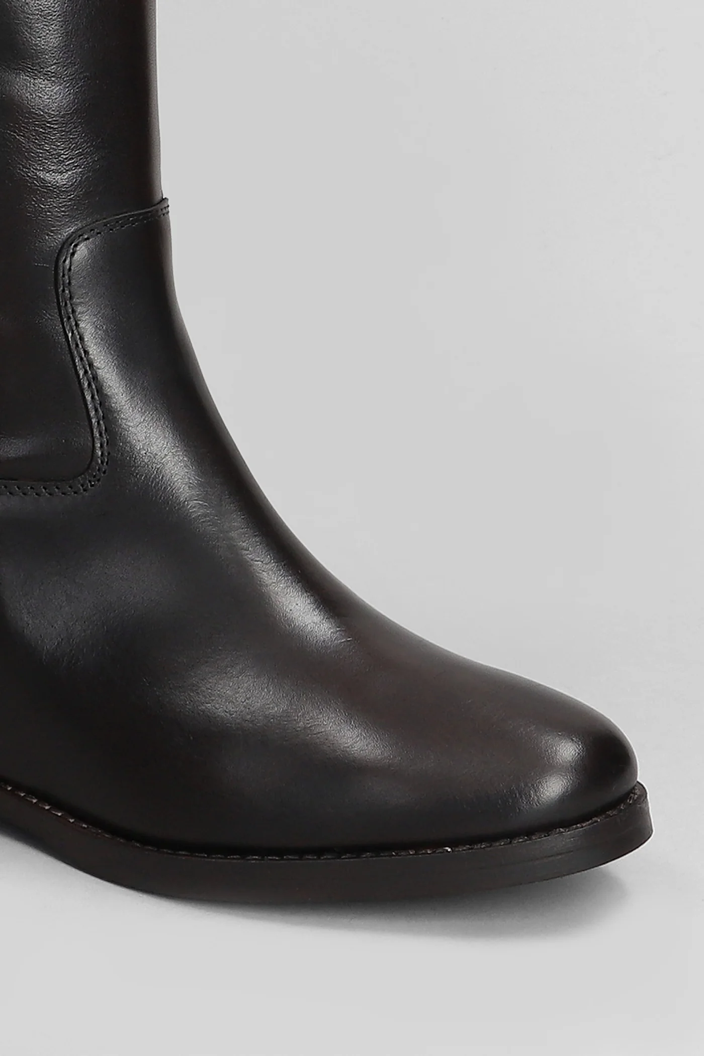 low heels boots in dark brown leather - Image 5