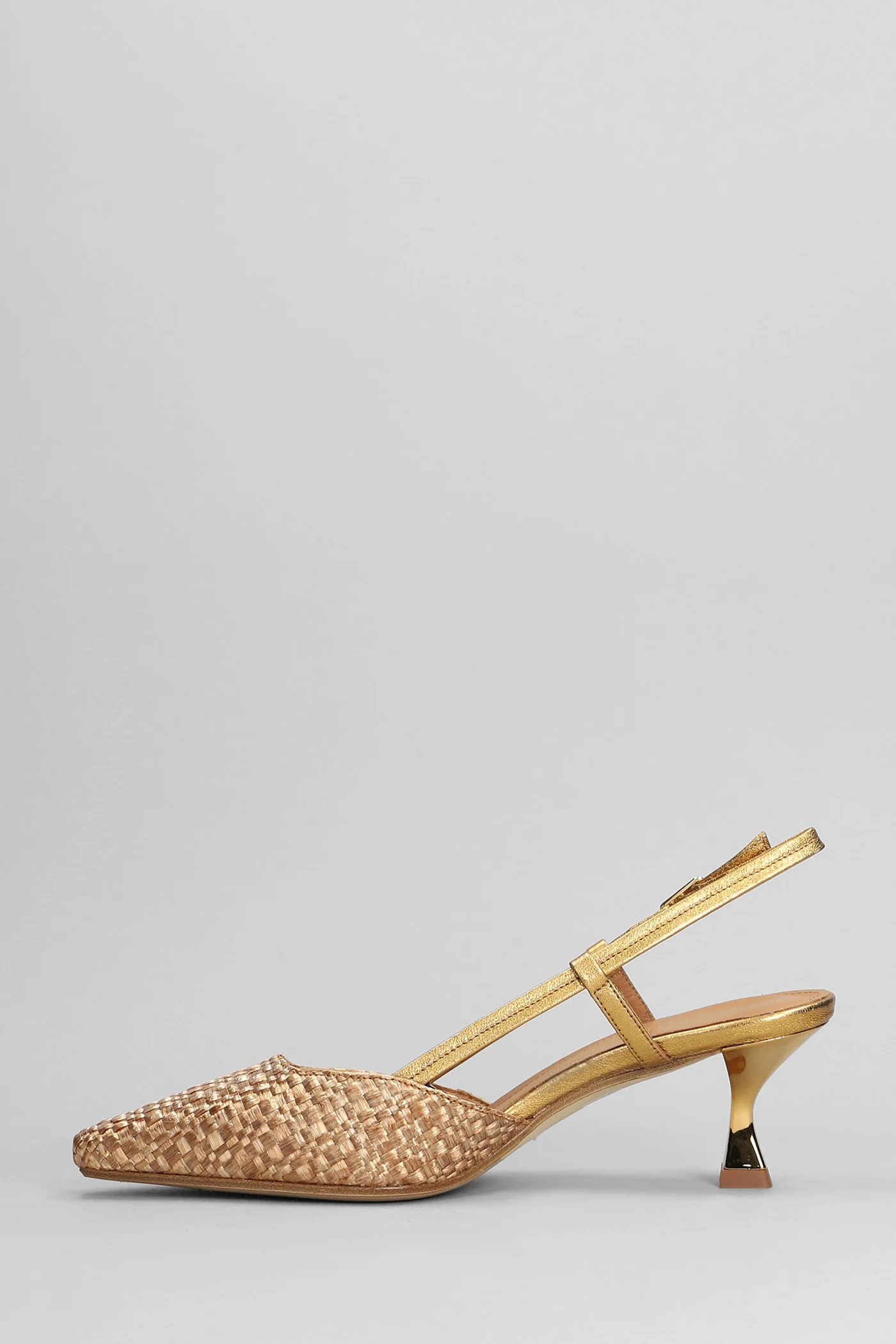 Pumps in copper raffia - Image 3