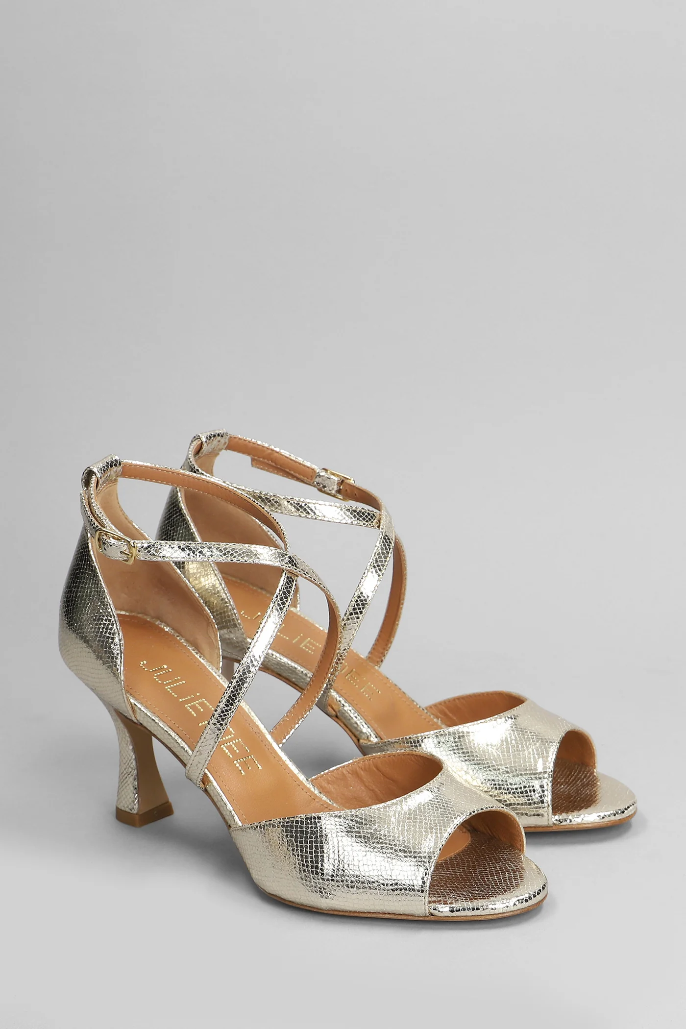 Sandals in platinum leather - Image 2