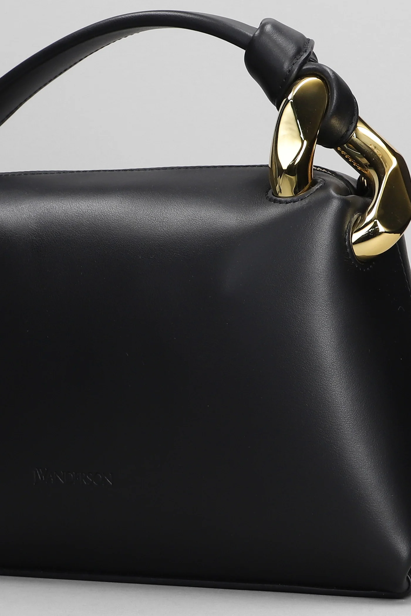 Corner Hand bag in black leather - Image 4