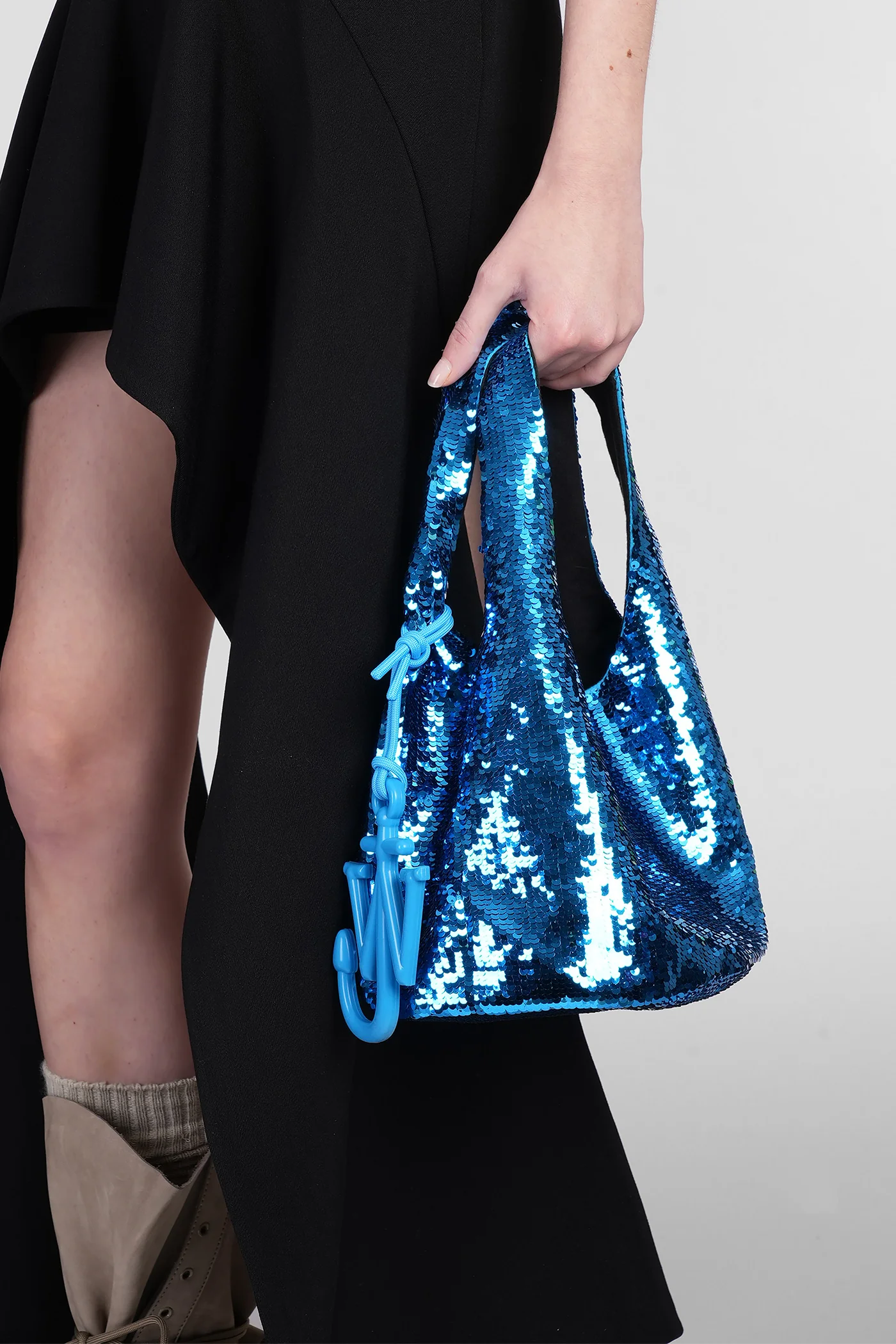 Sequin Shoulder bag in blue PVC - Image 3
