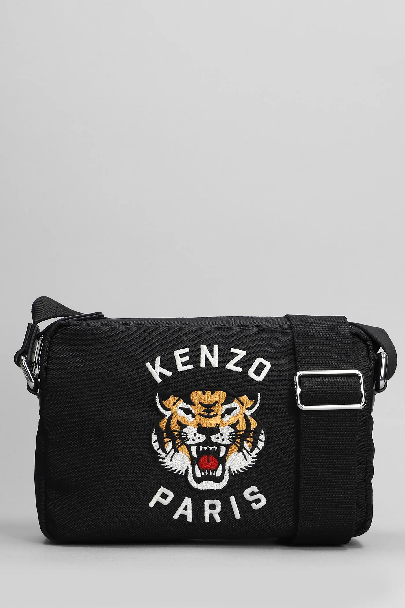 Shoulder bag in black polyester
