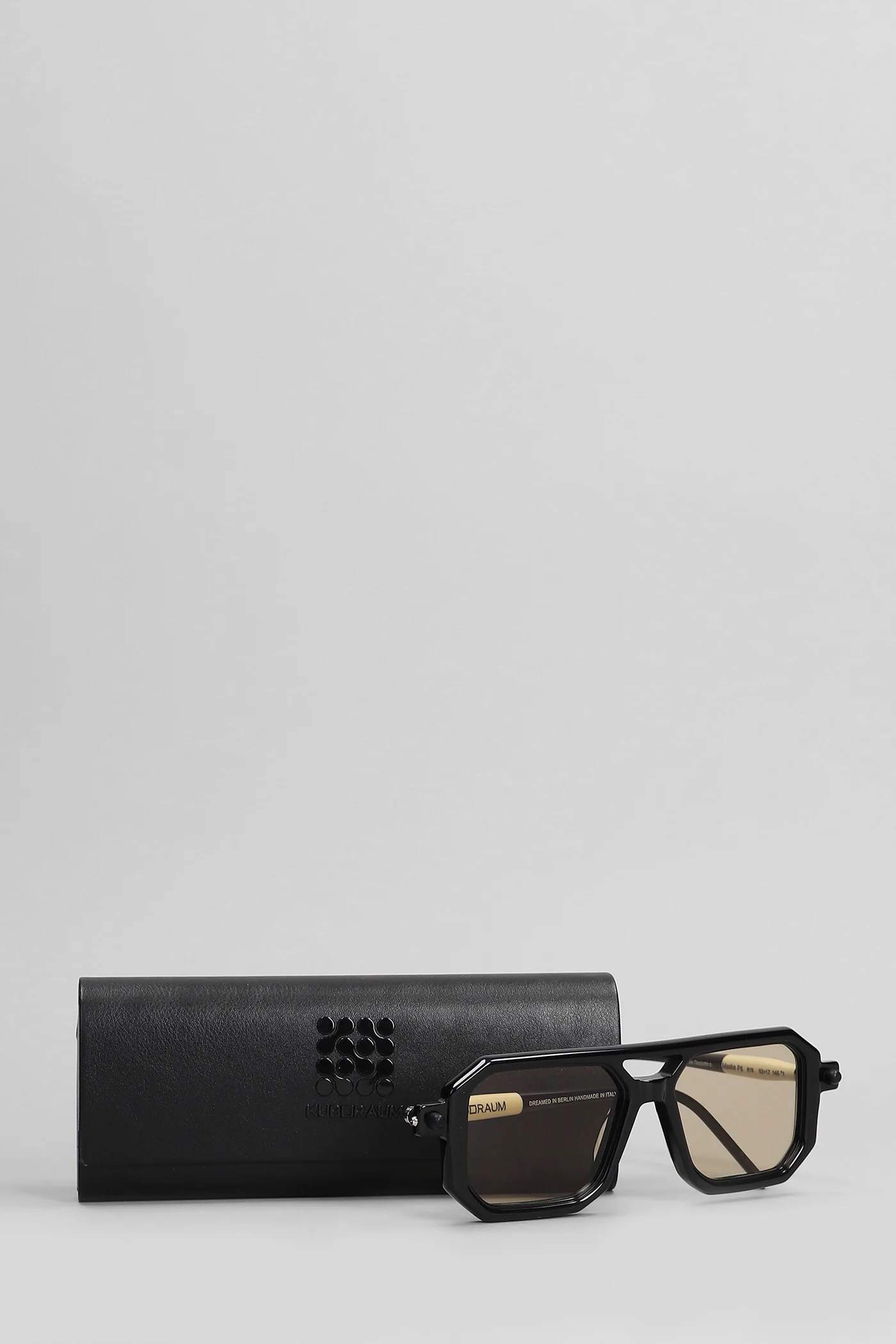 P8 Sunglasses in black acetate - Image 4