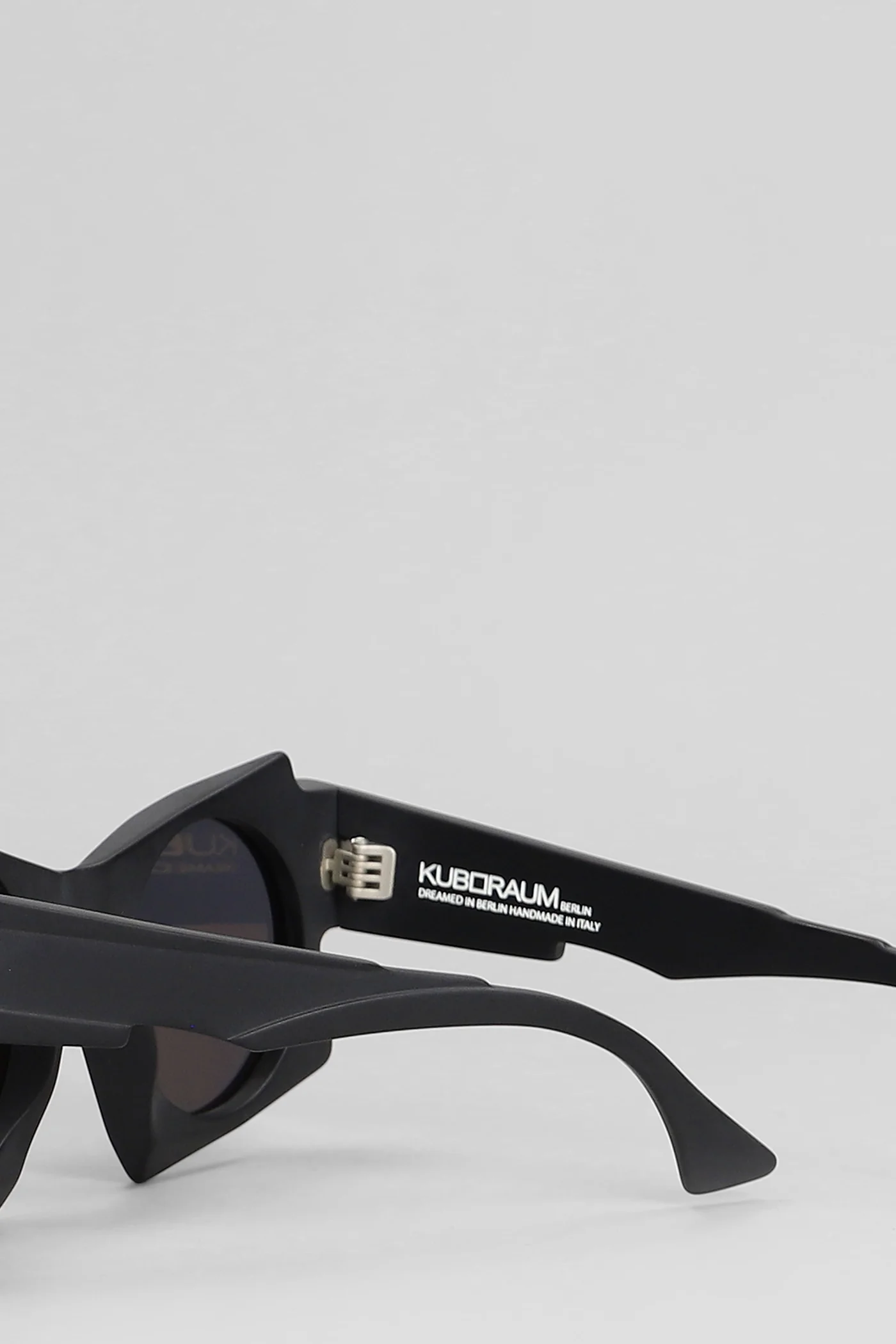 U5 Sunglasses in black acetate - Image 4