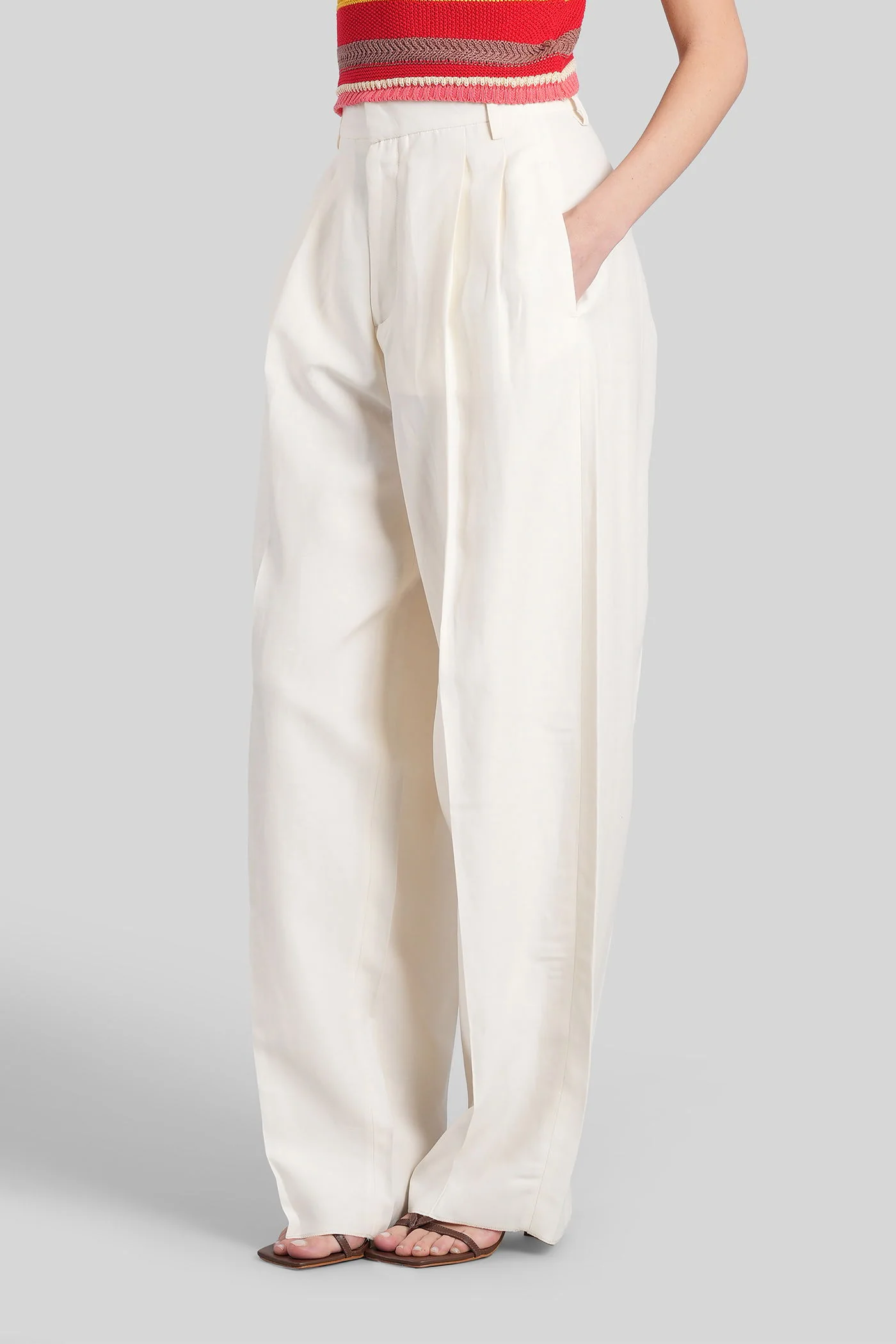 Pants in beige viscose - Image 4