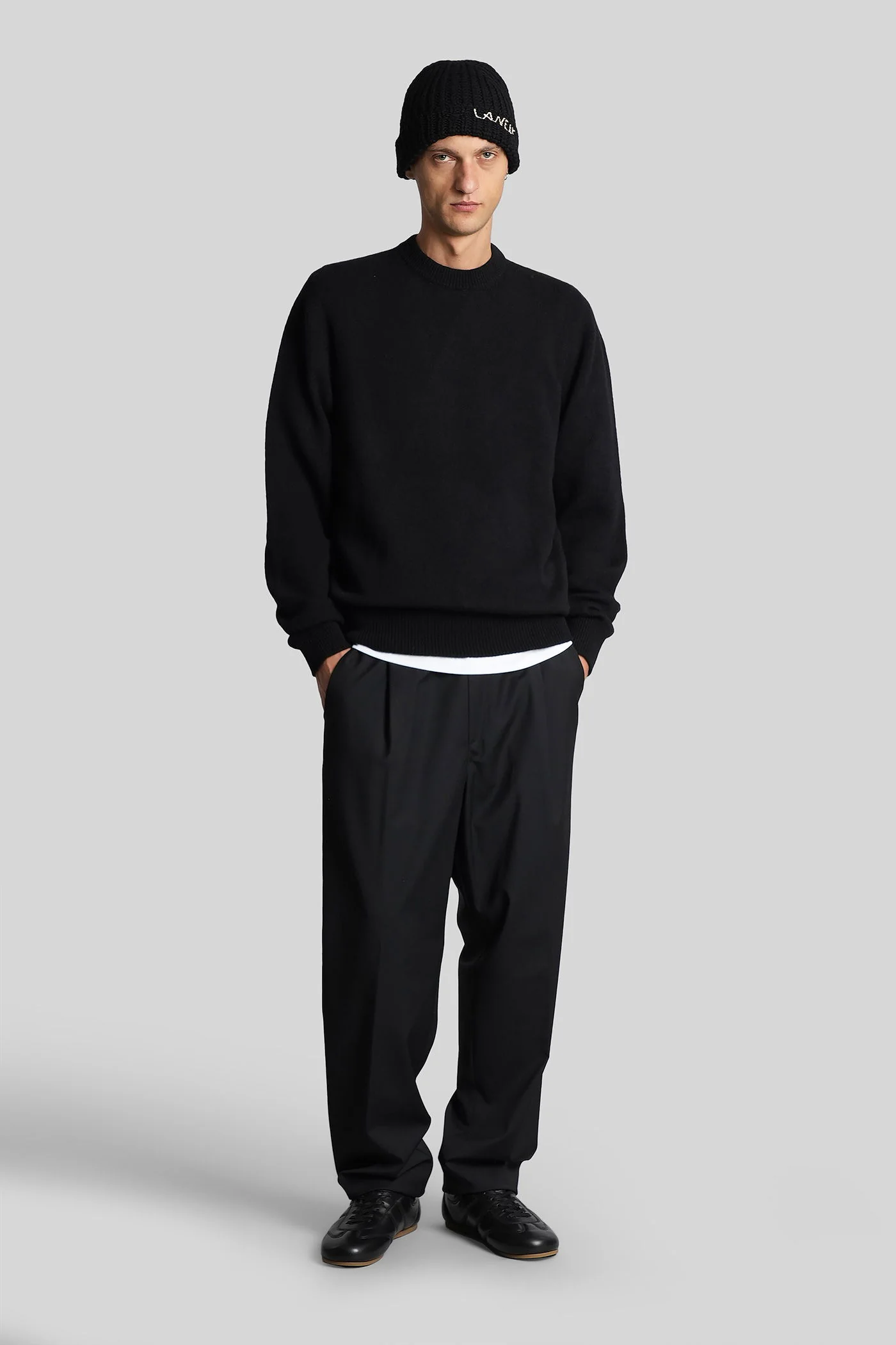 Pants in black wool - Image 2
