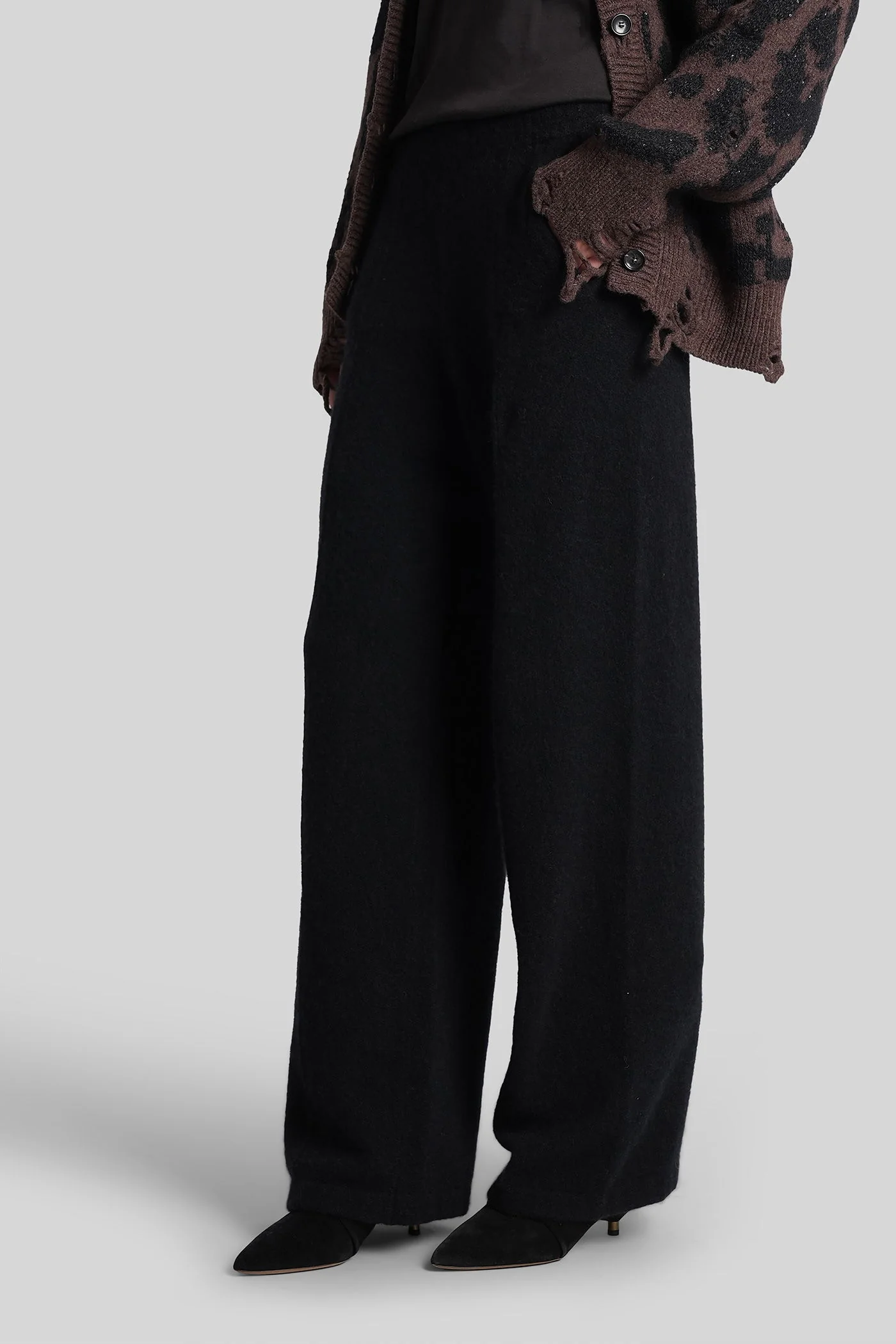 Pants in black wool - Image 9