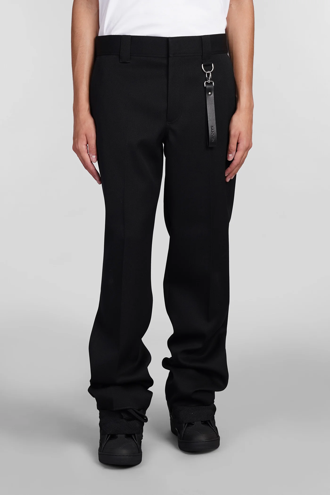 Pants in black wool