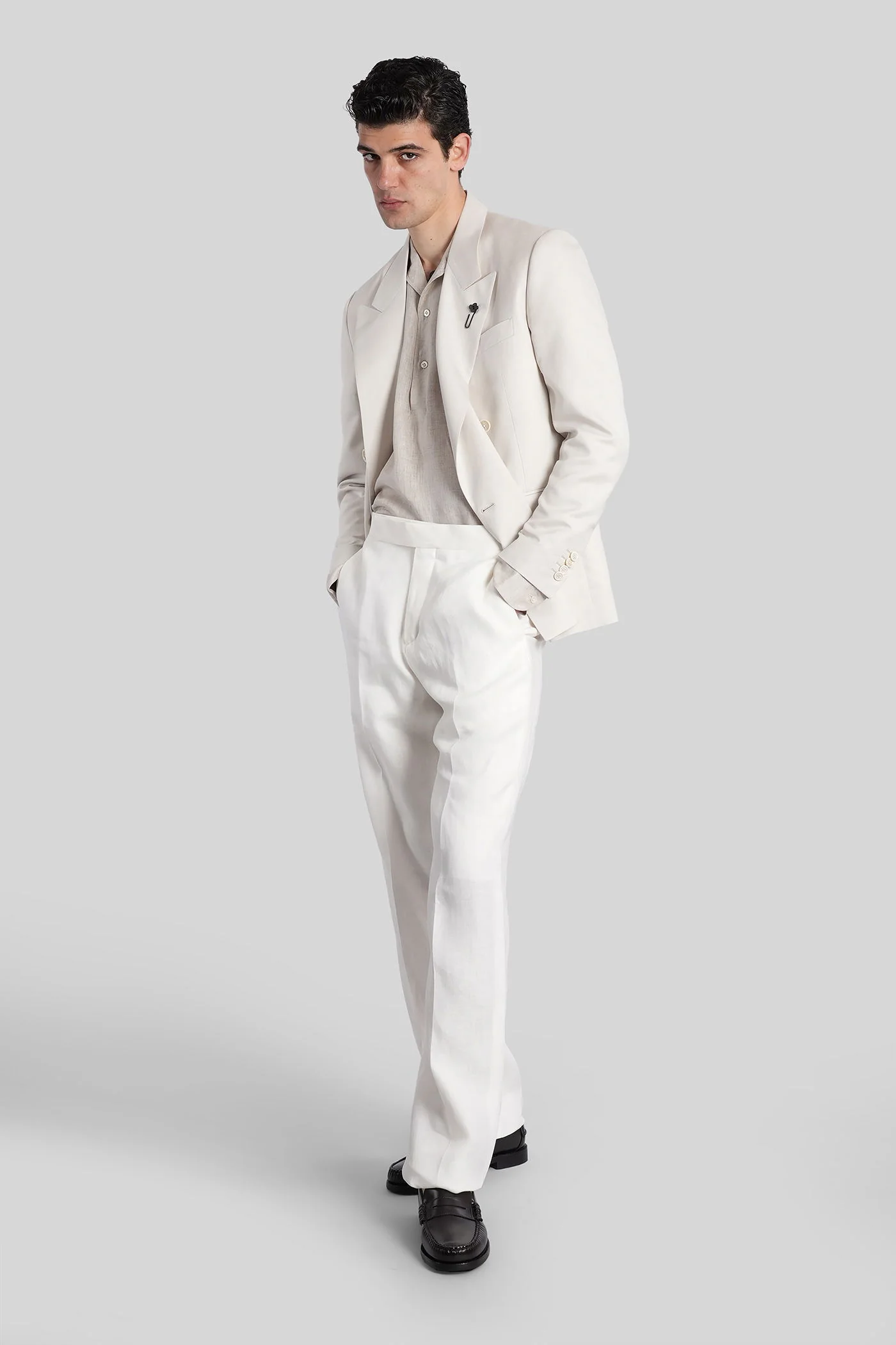 Pants in white linen - Image 47