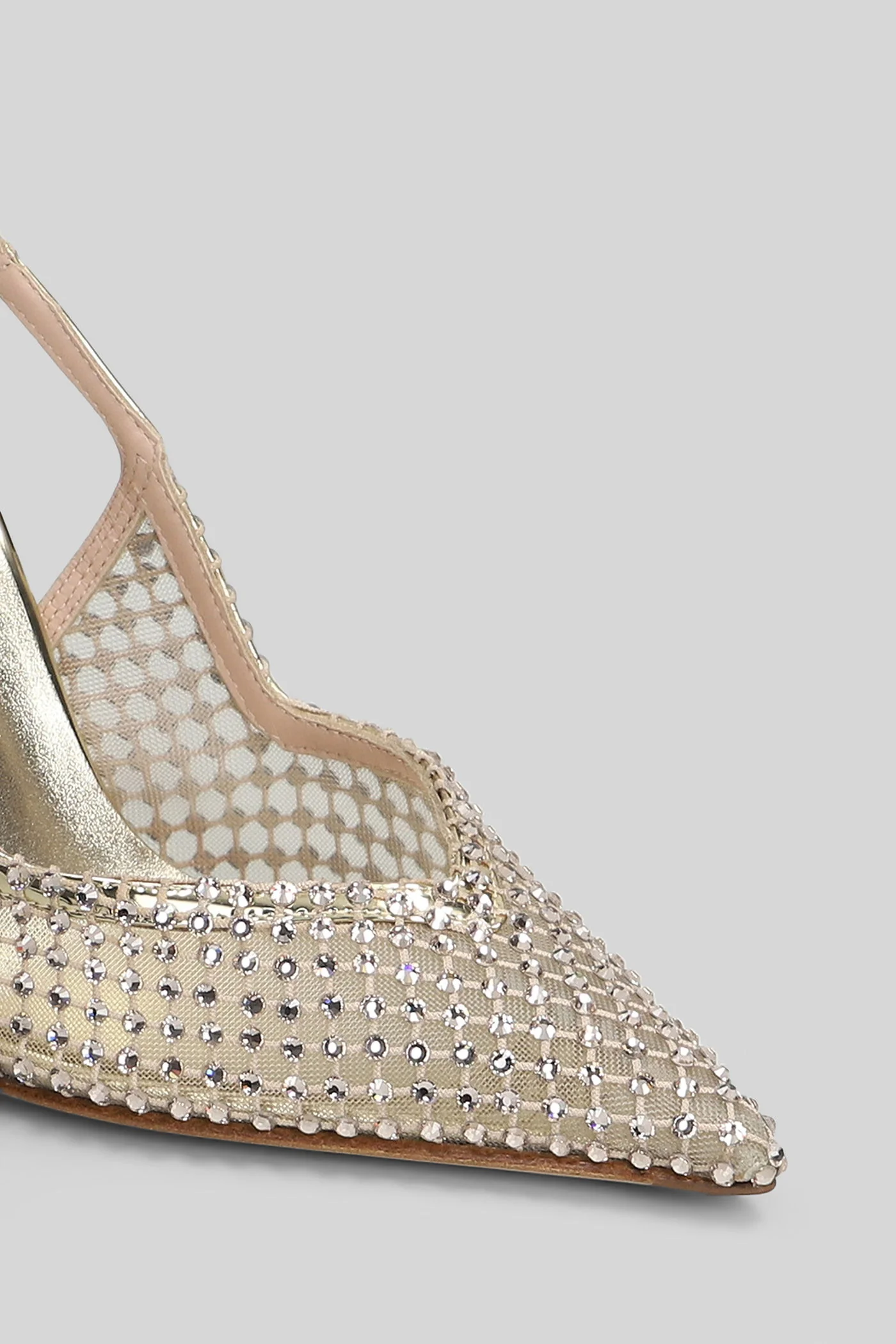 Gilda Pumps in platinum leather - Image 5