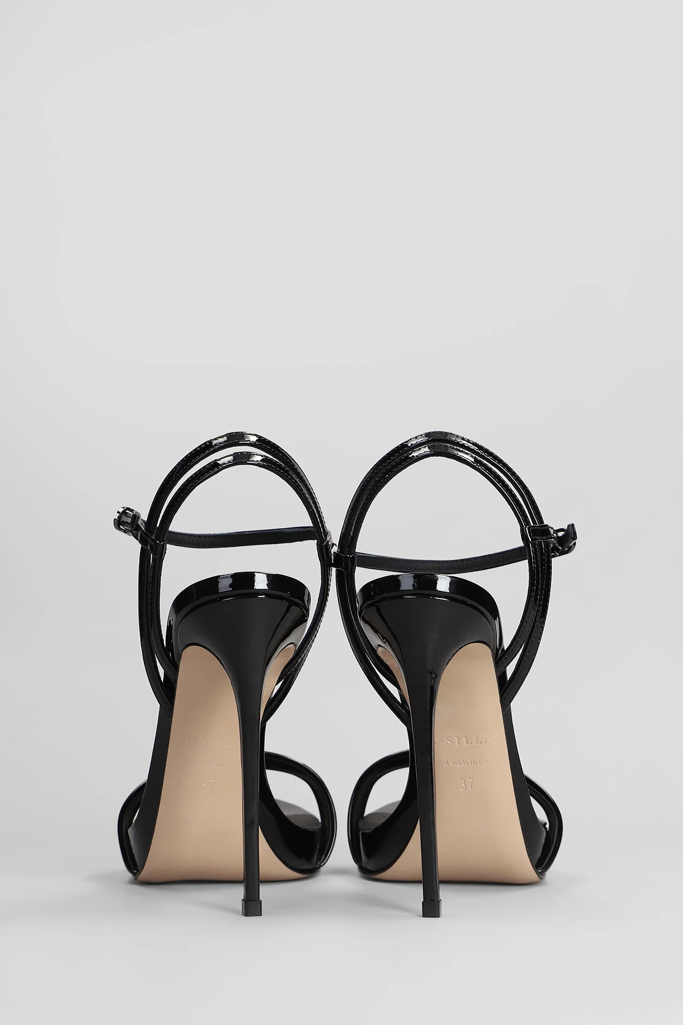 Gwen Sandals in black patent leather - Image 4