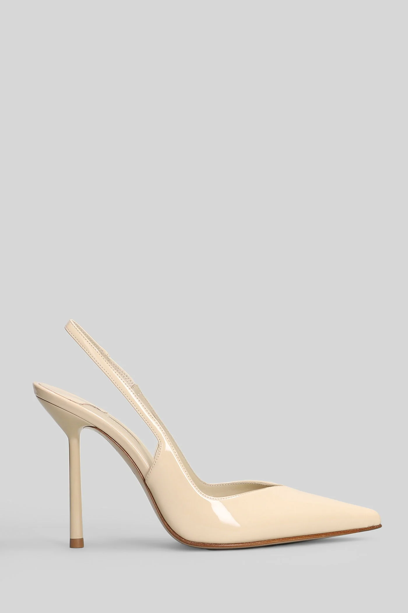 Vivienne Pumps in beige patent leather - Image 21