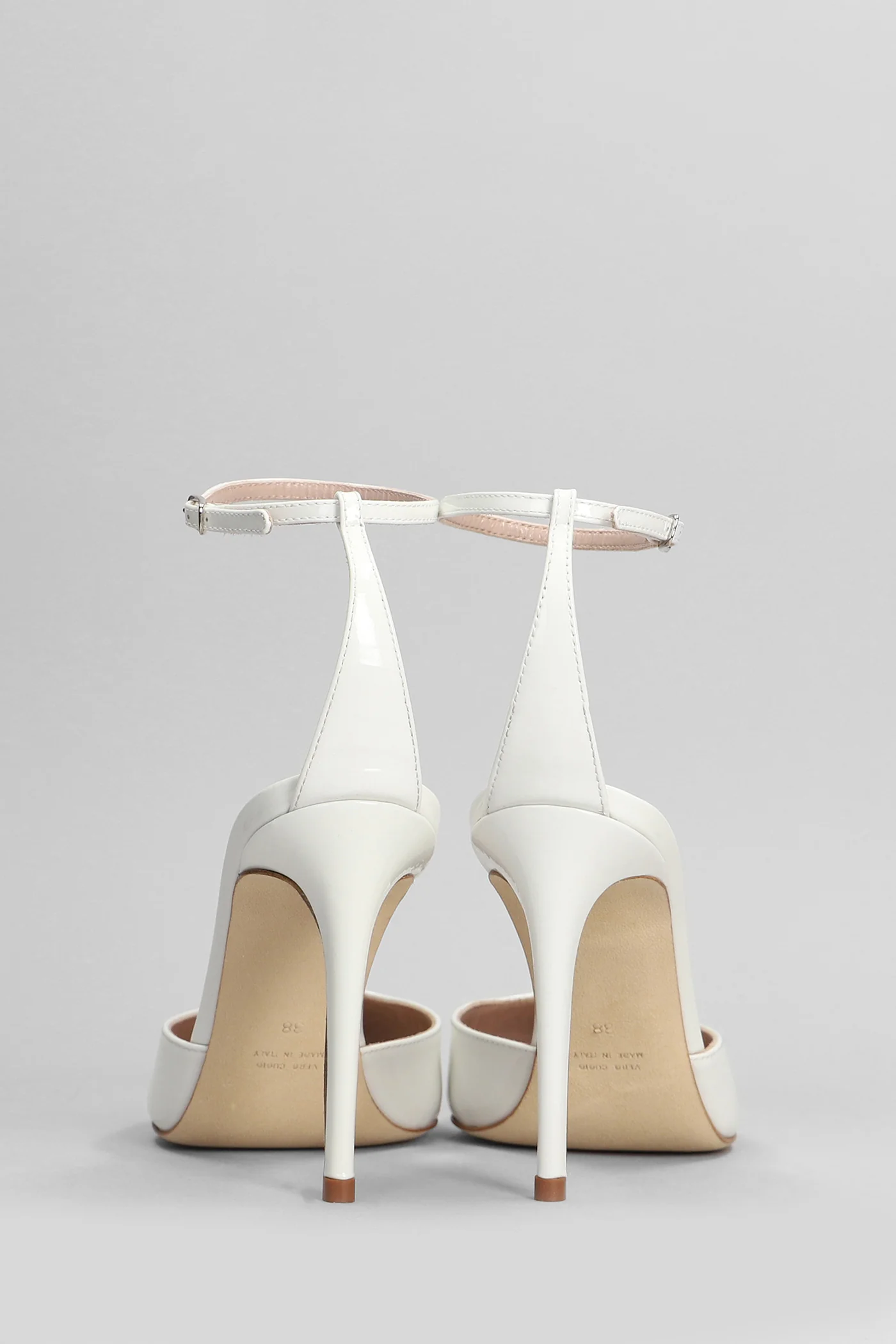 Pumps in white patent leather - Image 4